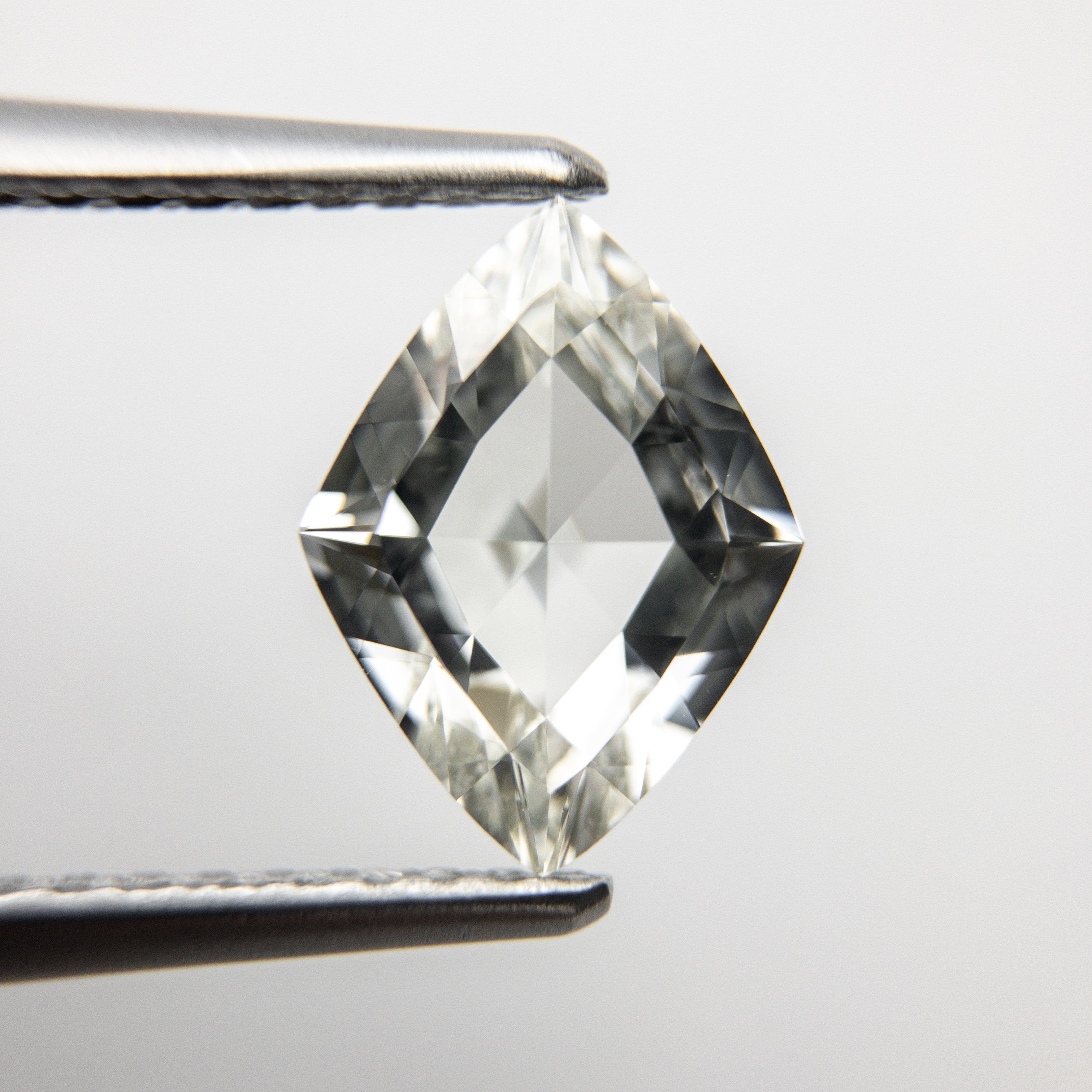 1.02ct 9.13x6.86x2.84 GIA VVS1 K Lozenge Brilliant 18204-01