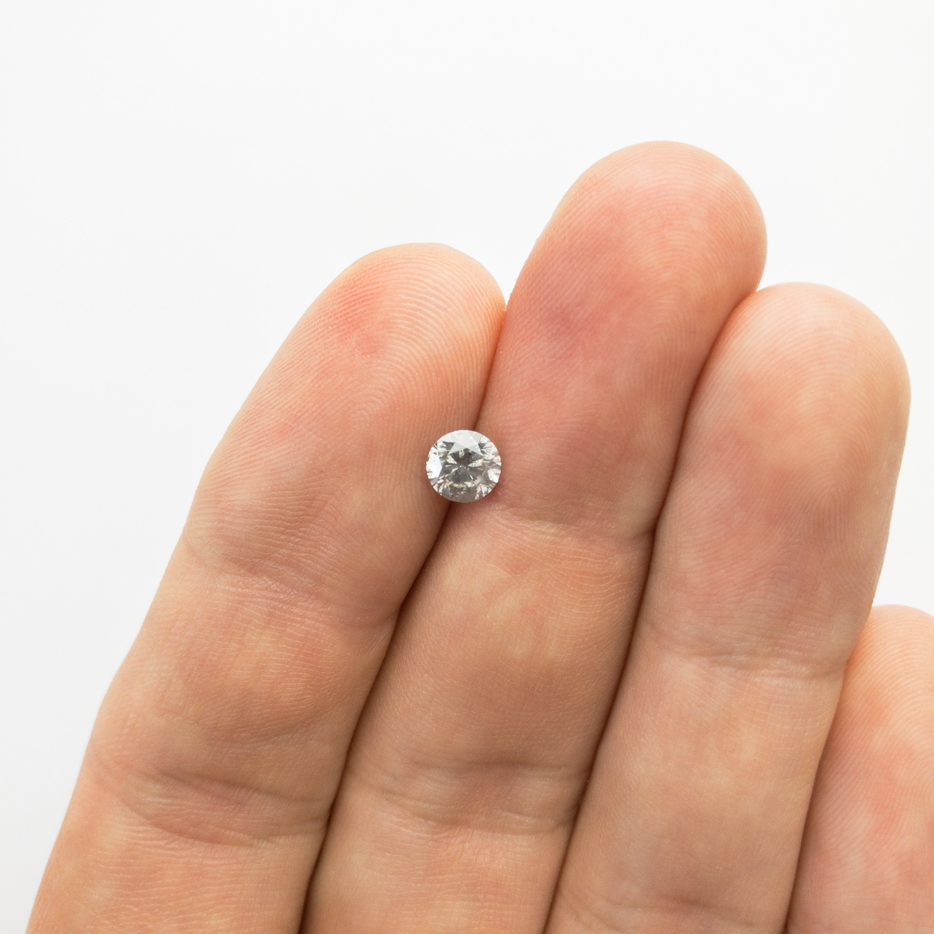 0.69ct 5.44x5.41x3.39mm Round Brilliant 18217-02