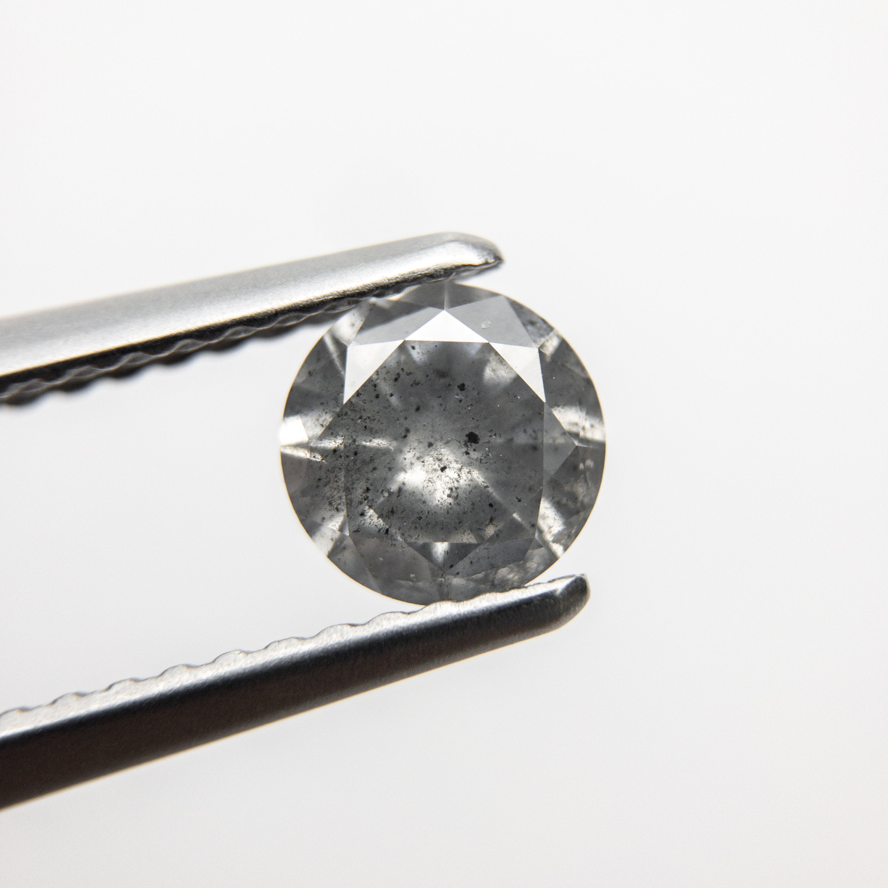 0.62ct 5.49x5.48x3.15mm Round Brilliant 18217-04