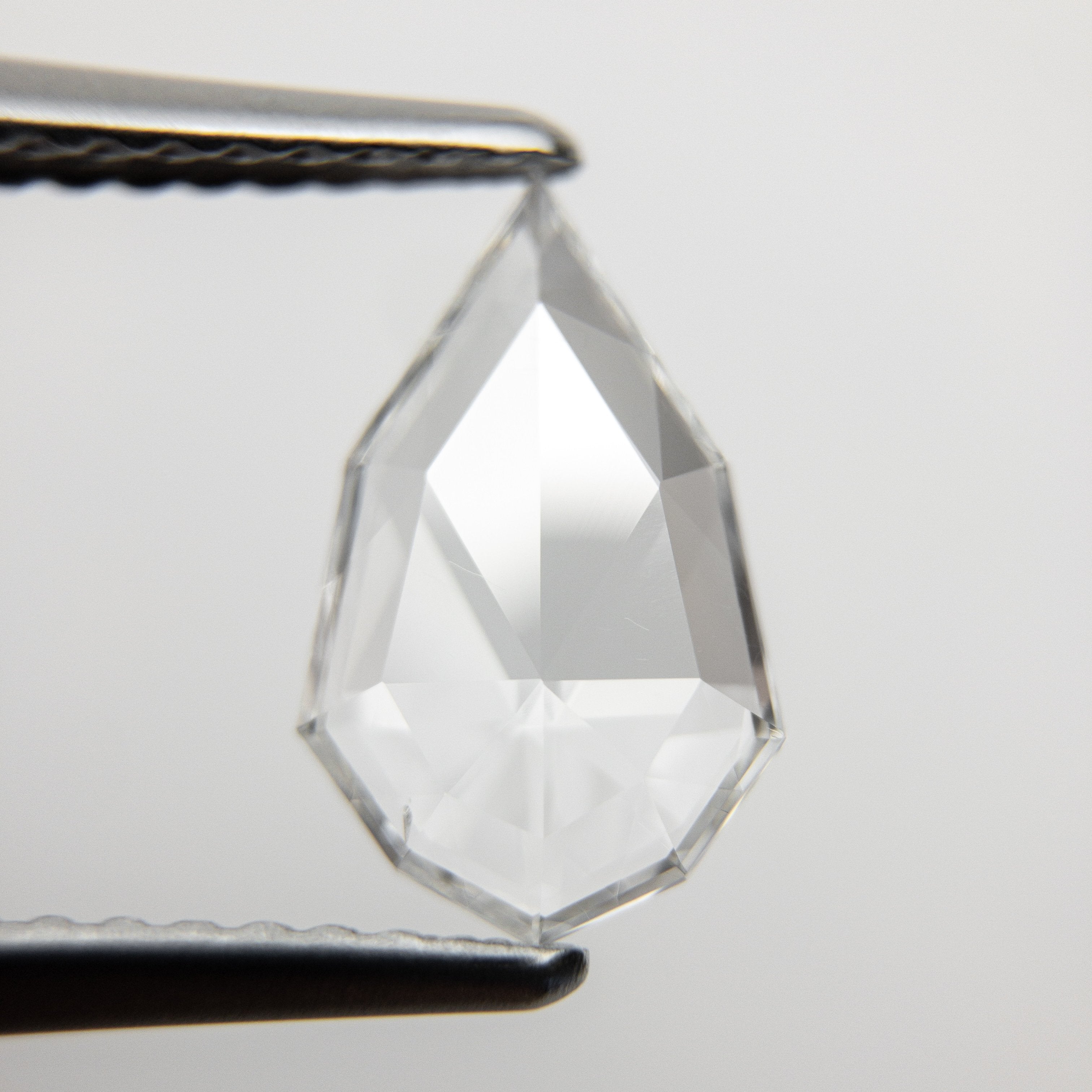 0.90ct 10.65x6.60x1.63mm SI1 E Geo Pear Rosecut 18218-07