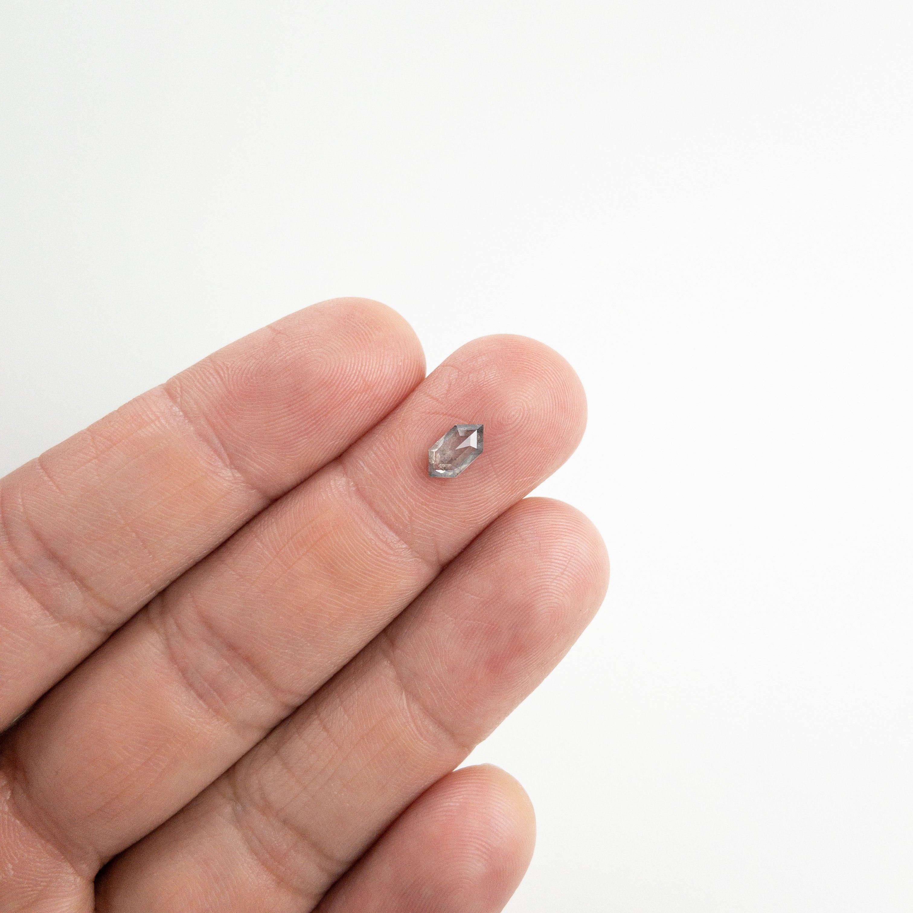 0.66ct 7.88x4.08x2.32mm Hexagon Rosecut 18221-05