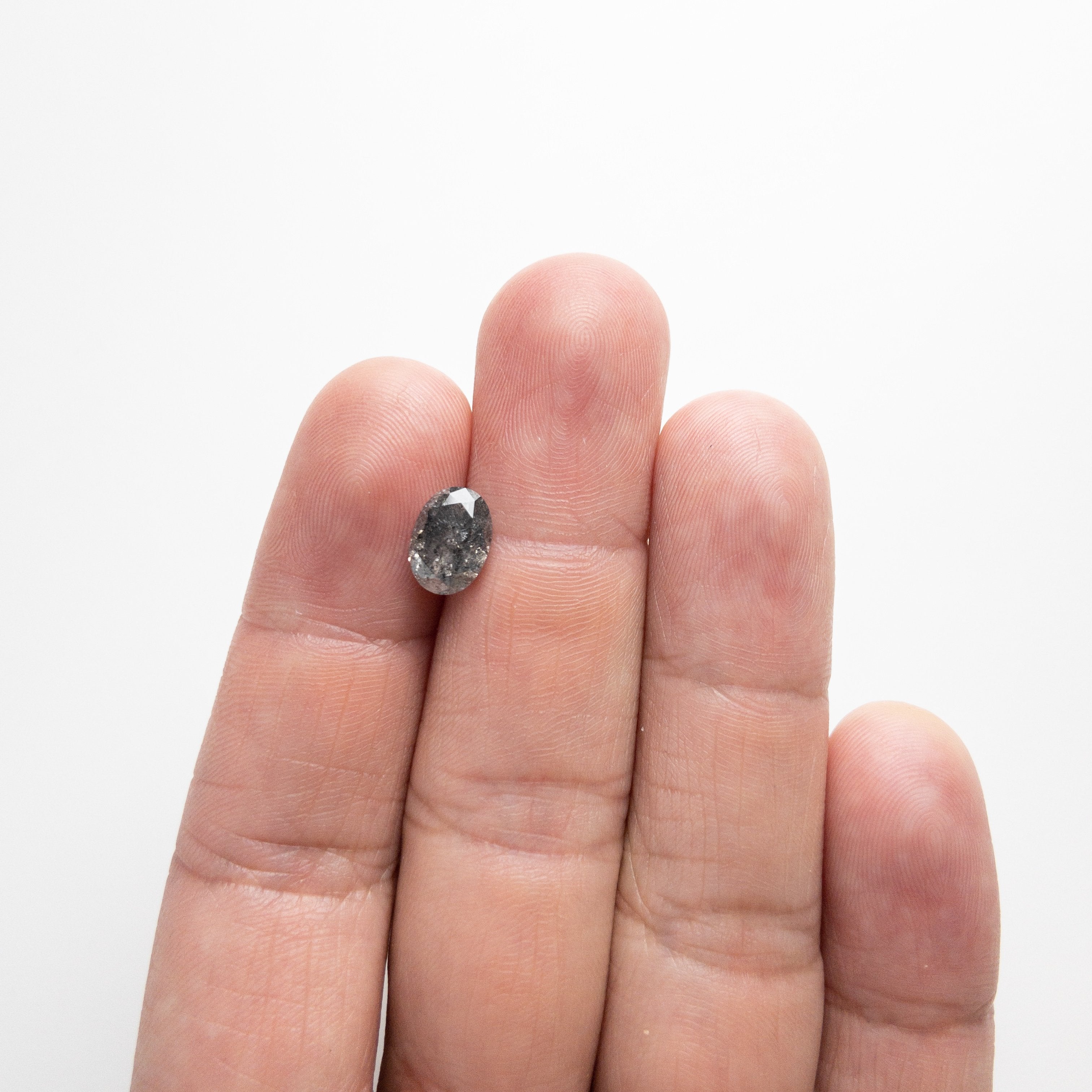 2.42ct 9.41x6.77x5.32mm Oval Brilliant 18224-02 hold d889
