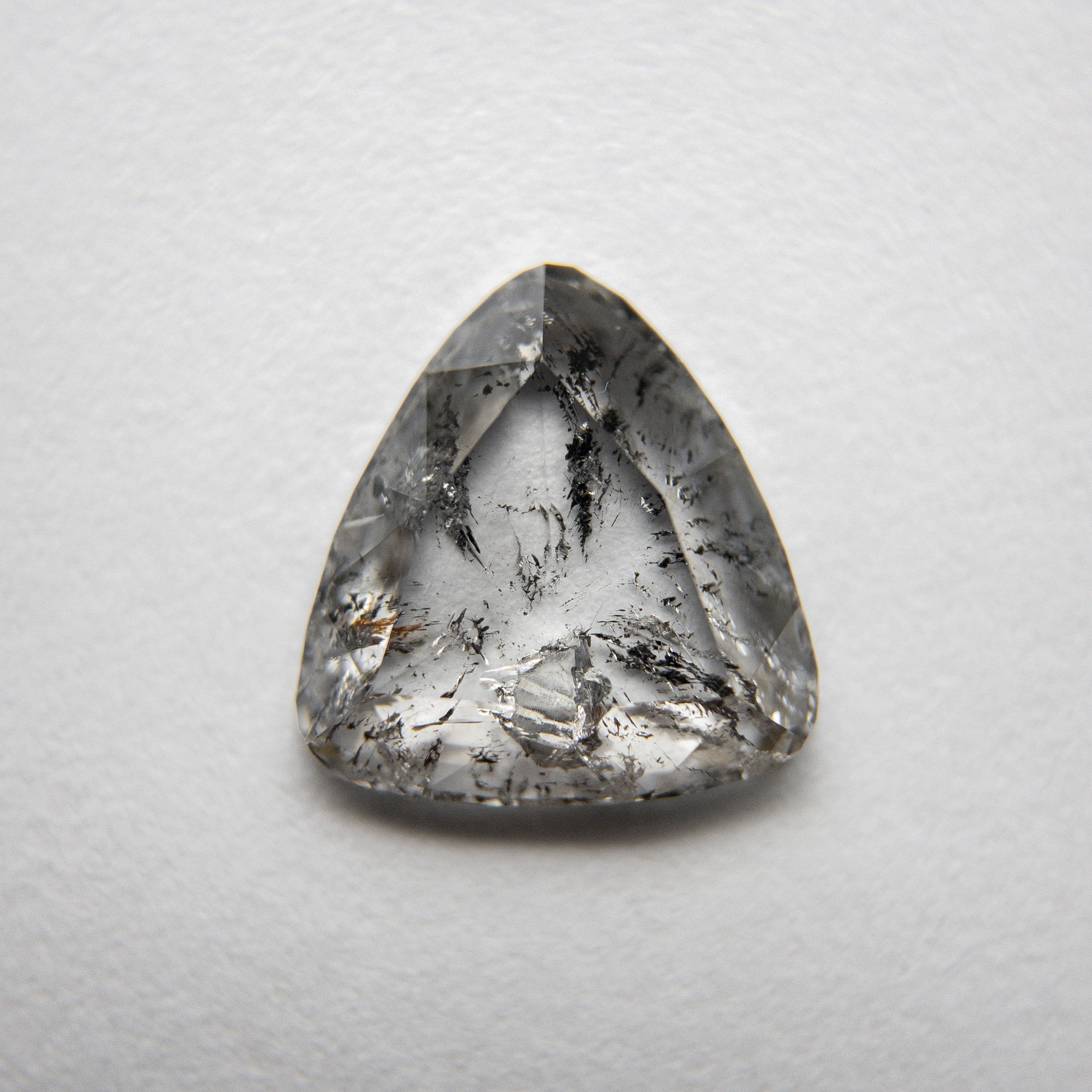 1.47ct 8.93x8.59x2.17mm Trillion Rosecut 18230-03 hold D1379