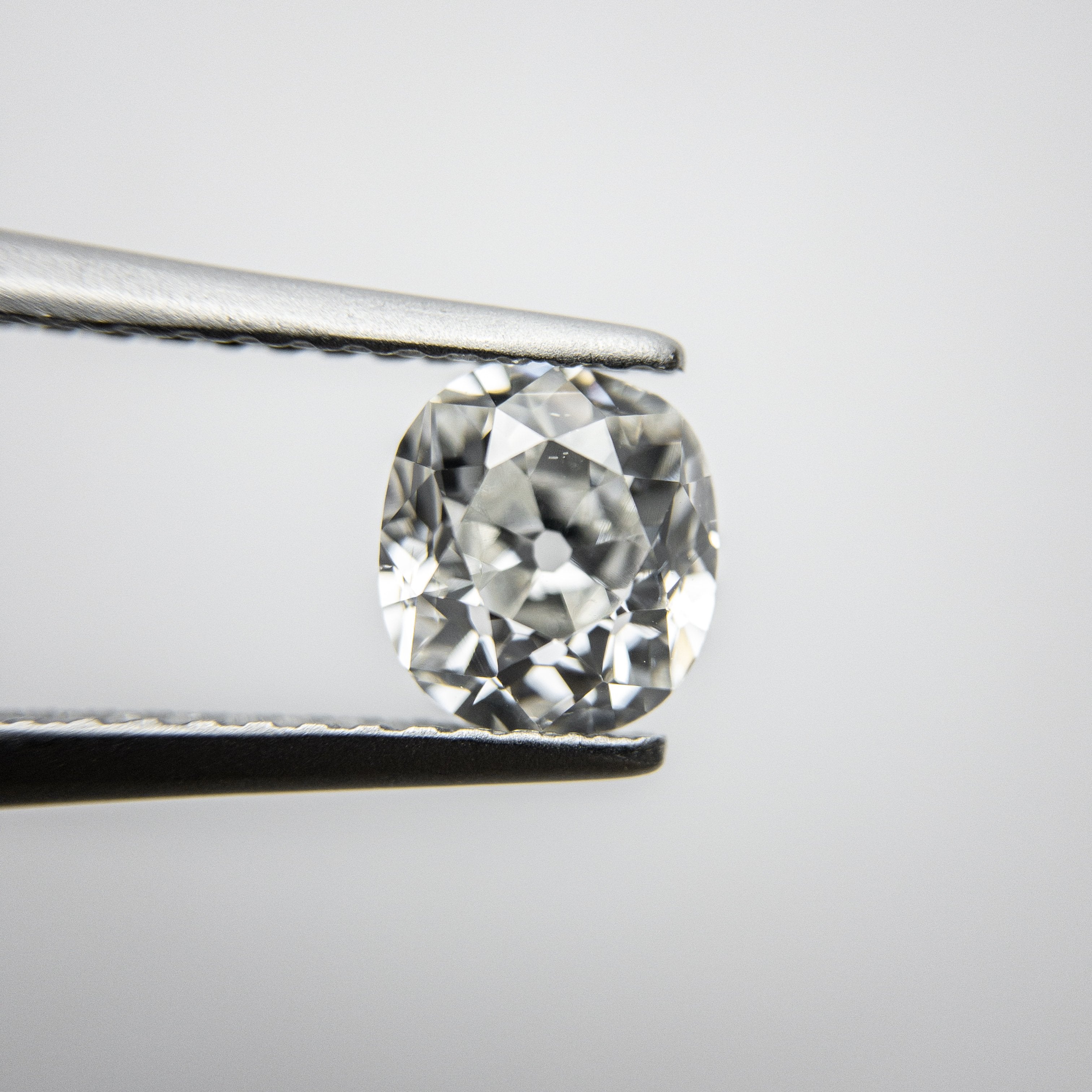 1.01ct 6.40x5.79x3.68mm GIA VS2 G Antique Old Mine Cut 18240-3 hold D1371