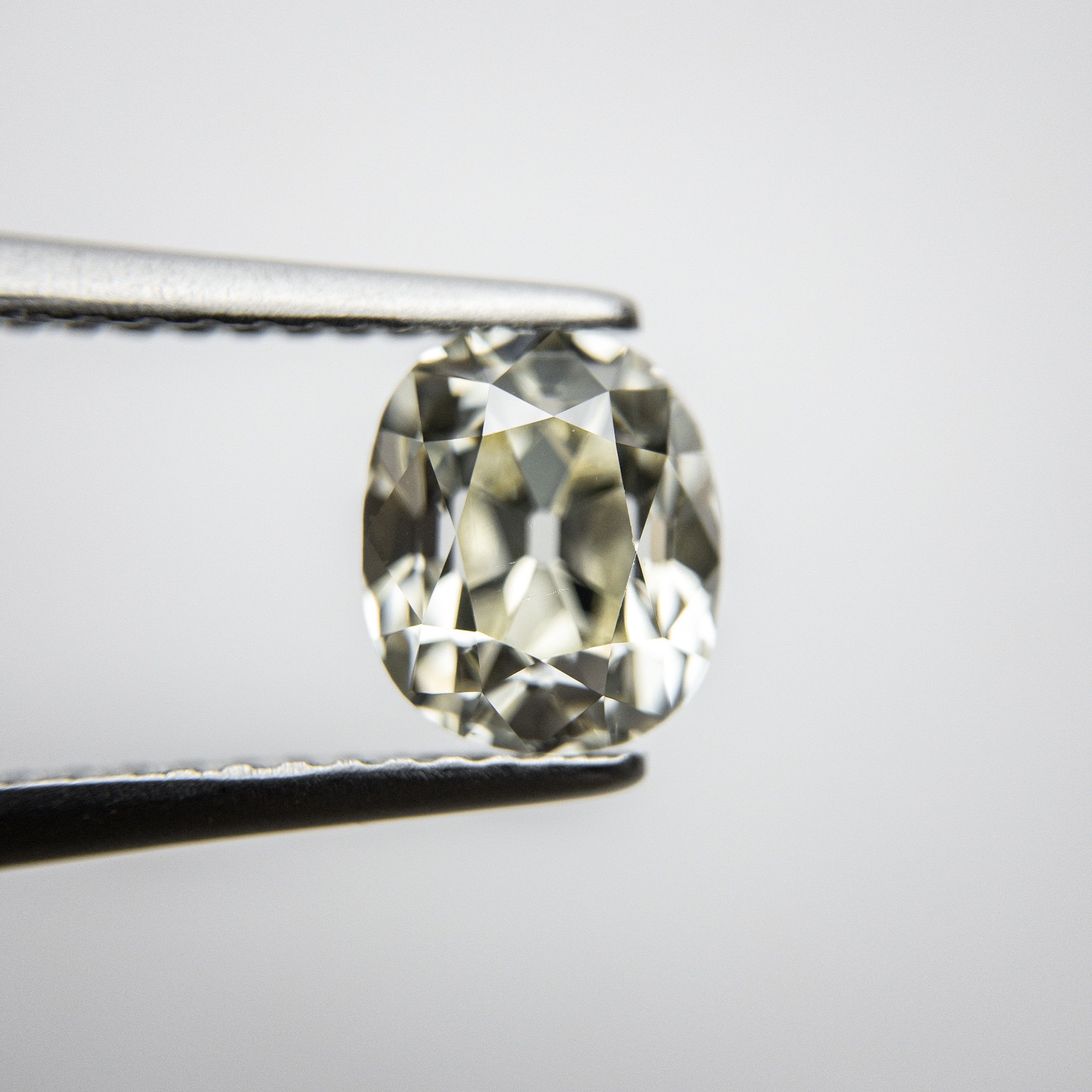 1.65ct 7.33x6.28x4.62mm VS Q-R Antique Old Mine Cut 18240-4
