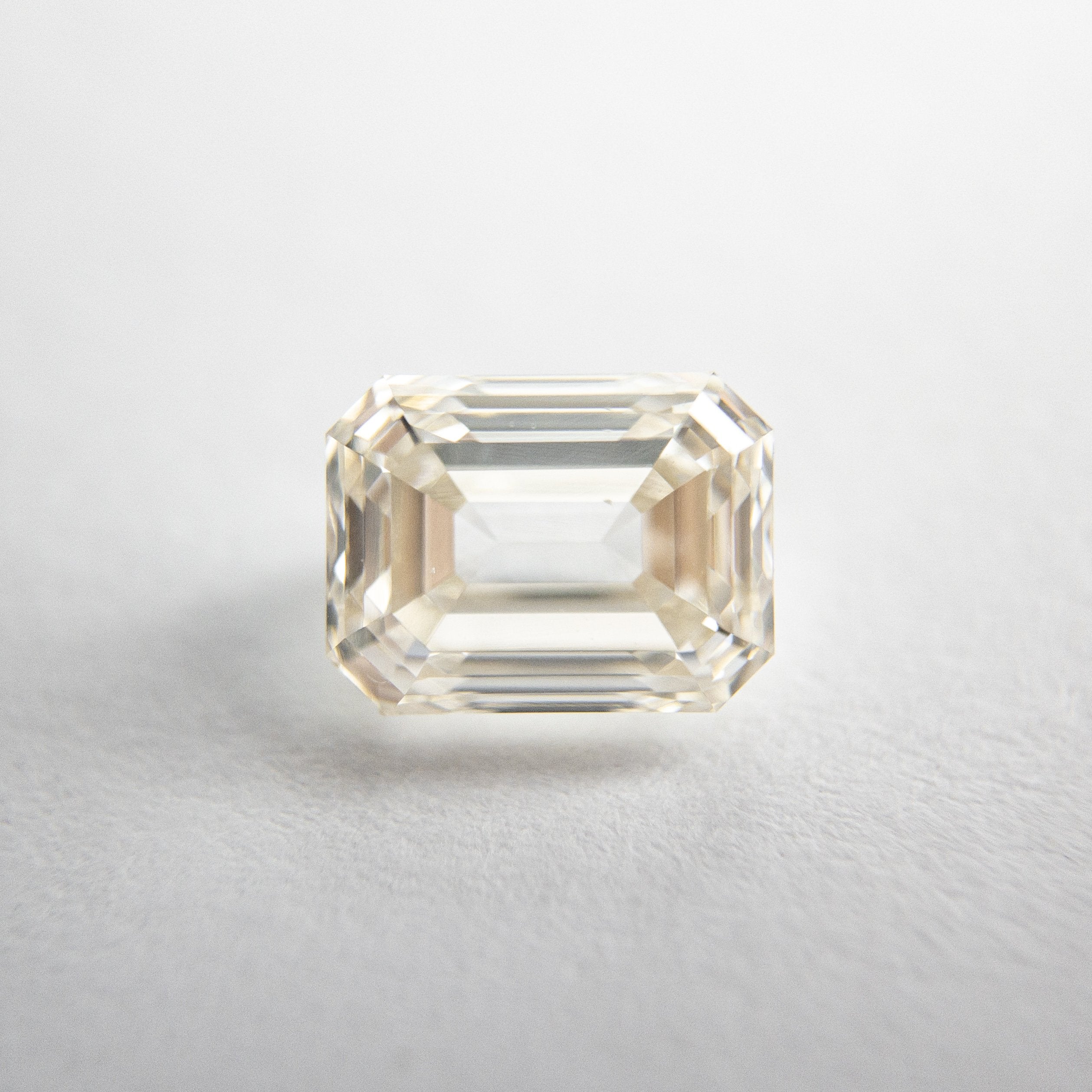 1.01ct 6.21x4.72x3.30mm Emerald Cut 18244-10