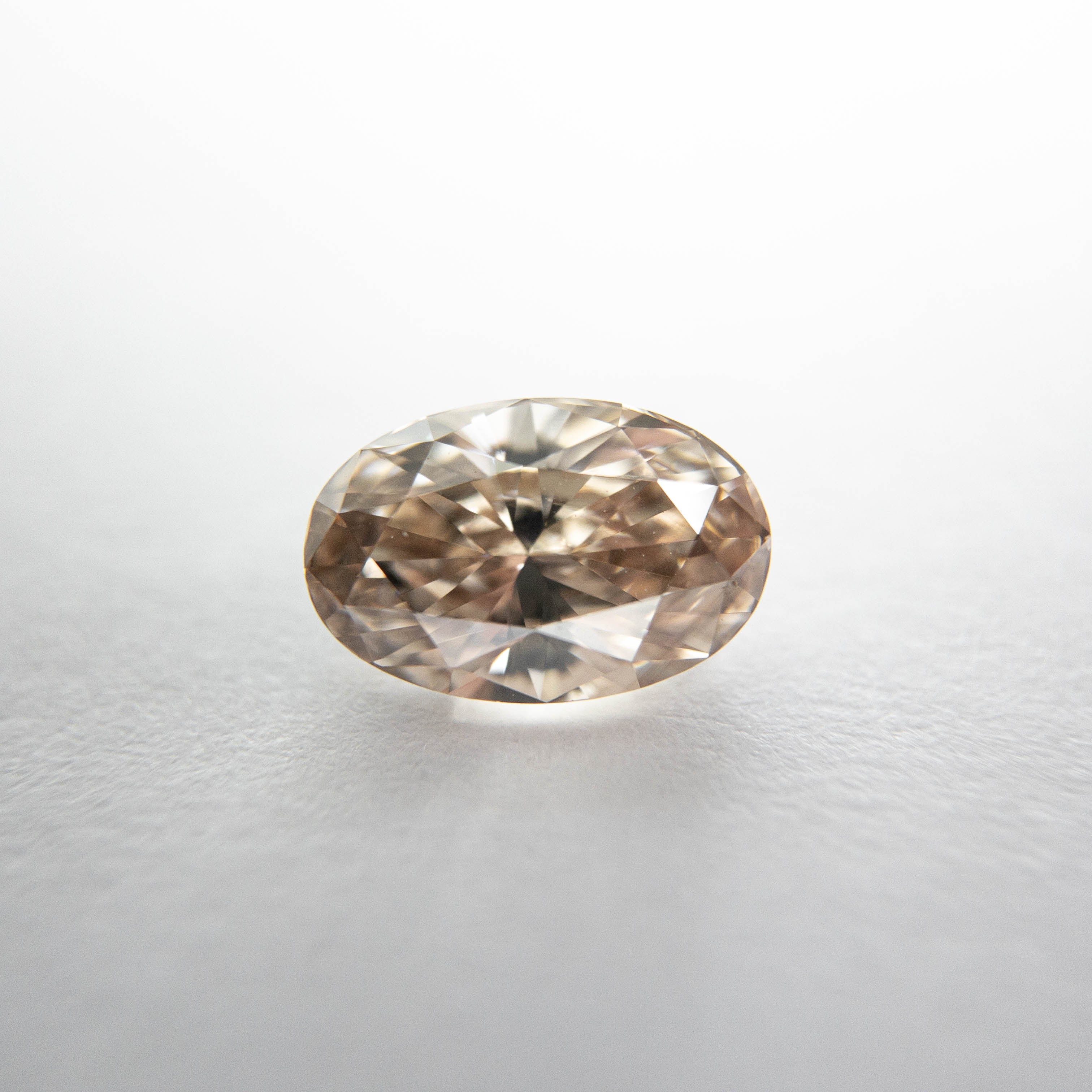 1.01ct 7.79x5.16x3.34mm VS2 Oval Brilliant 18252-01