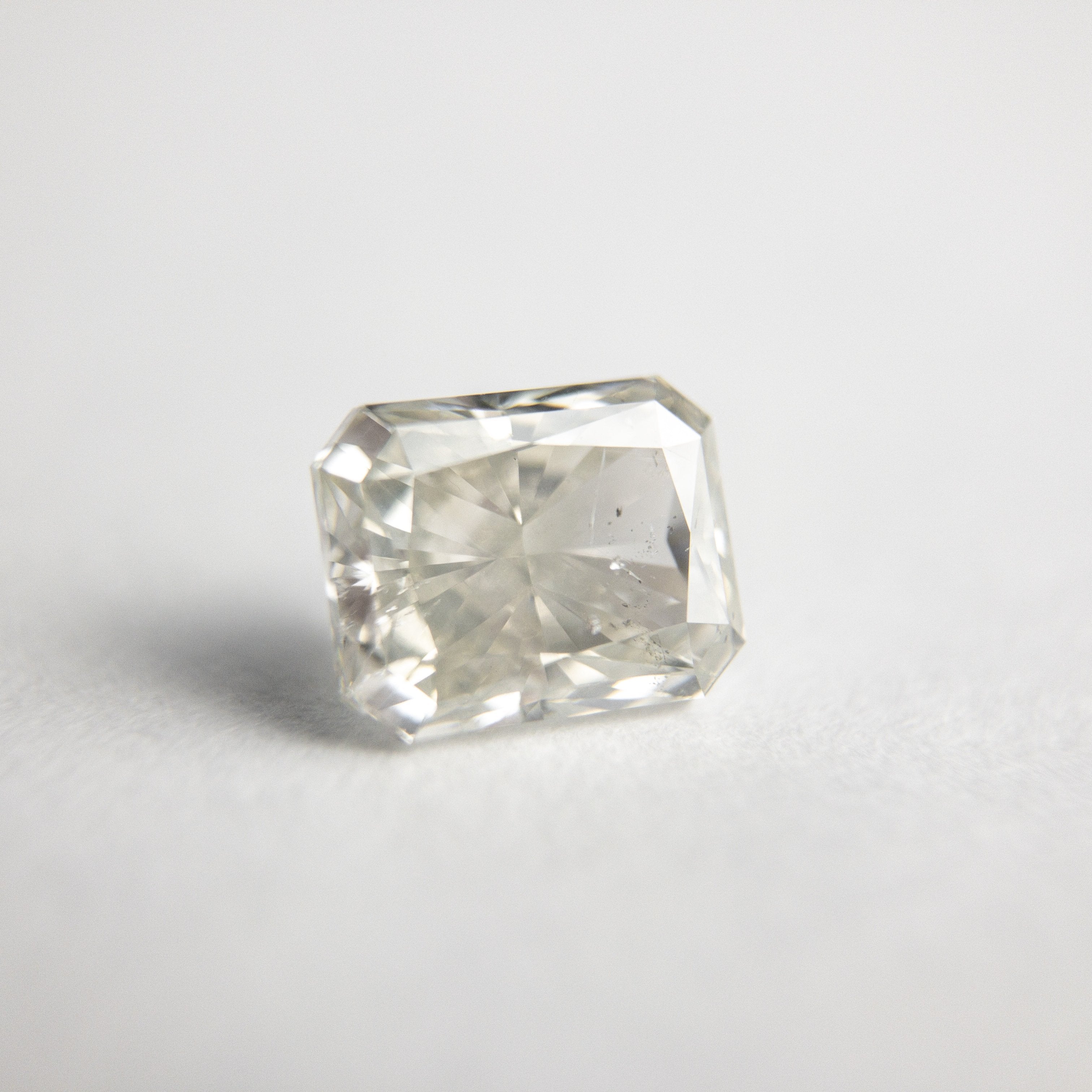 1.00ct 6.16x4.89x3.34mm Radiant Cut 18255-02
