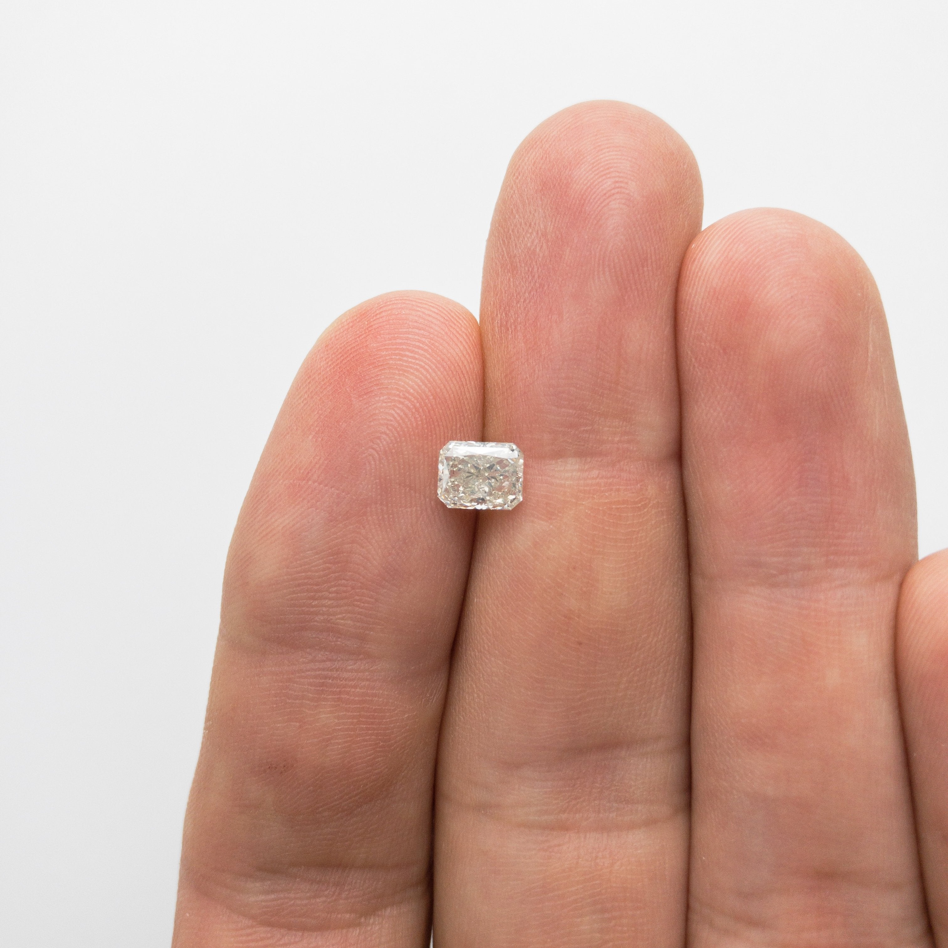 1.00ct 6.16x4.89x3.34mm Radiant Cut 18255-02