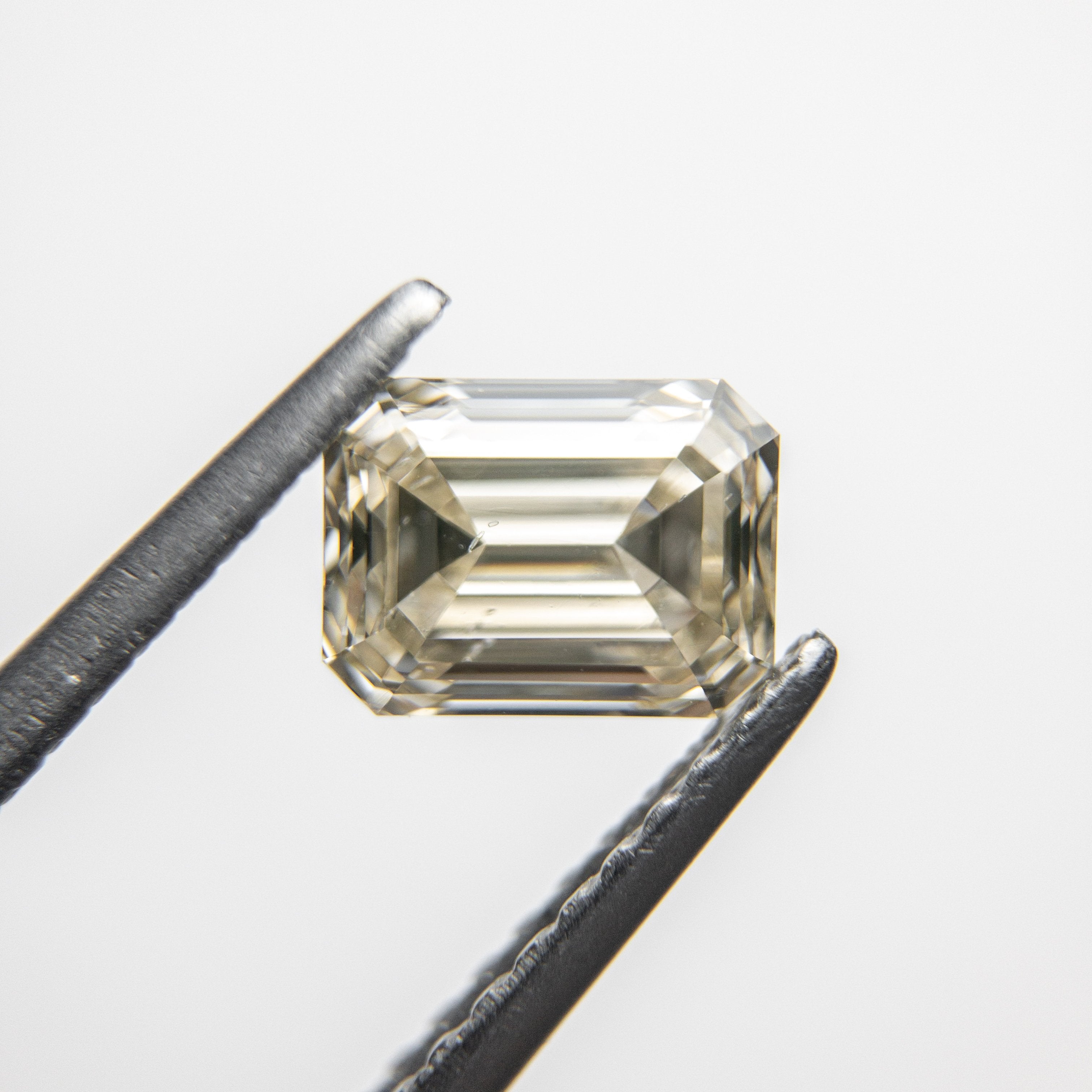 1.01ct 6.38x4.79x3.21mm Emerald Cut 18257-04
