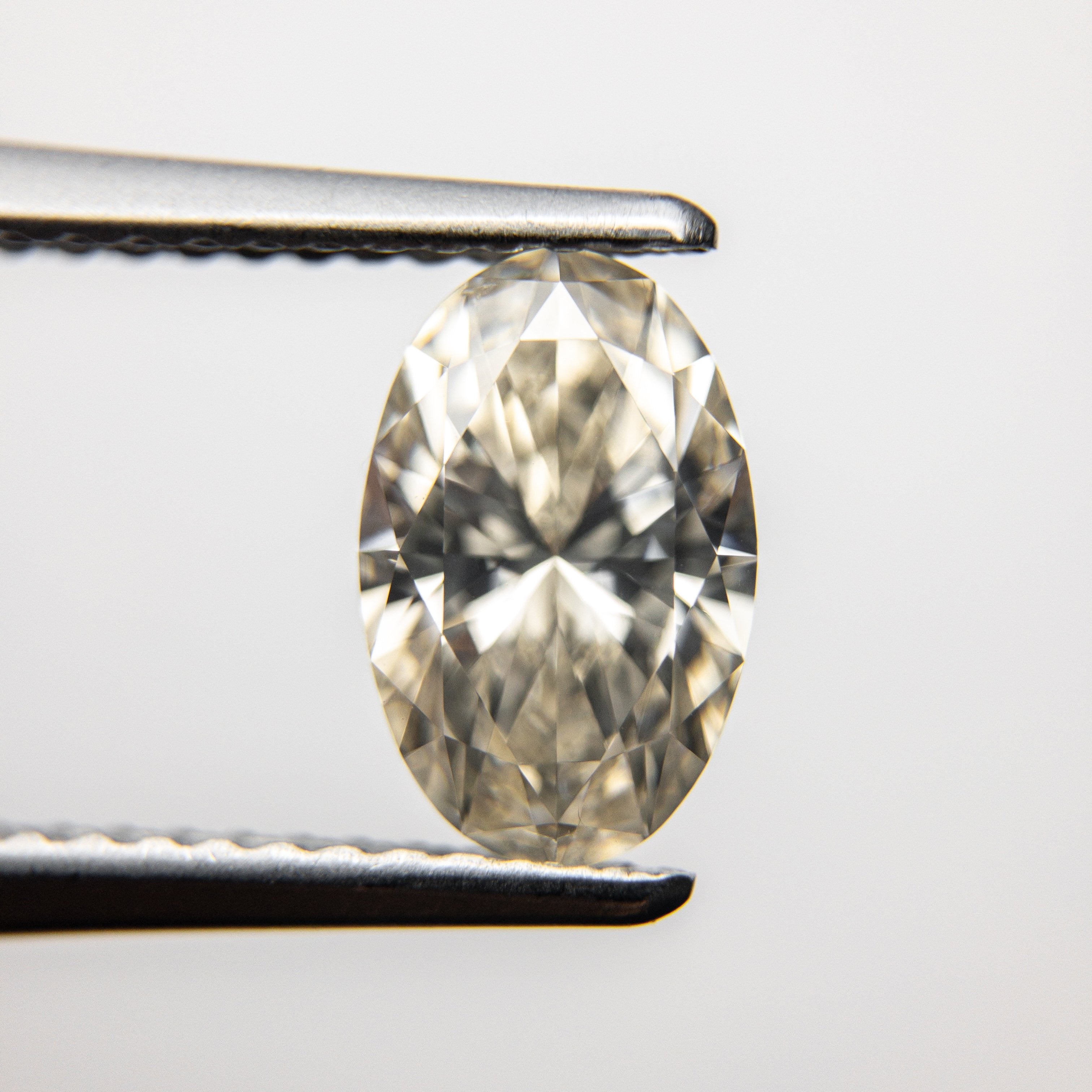 1.20ct 8.98x5.83x3.54mm Oval Brilliant 18257-10