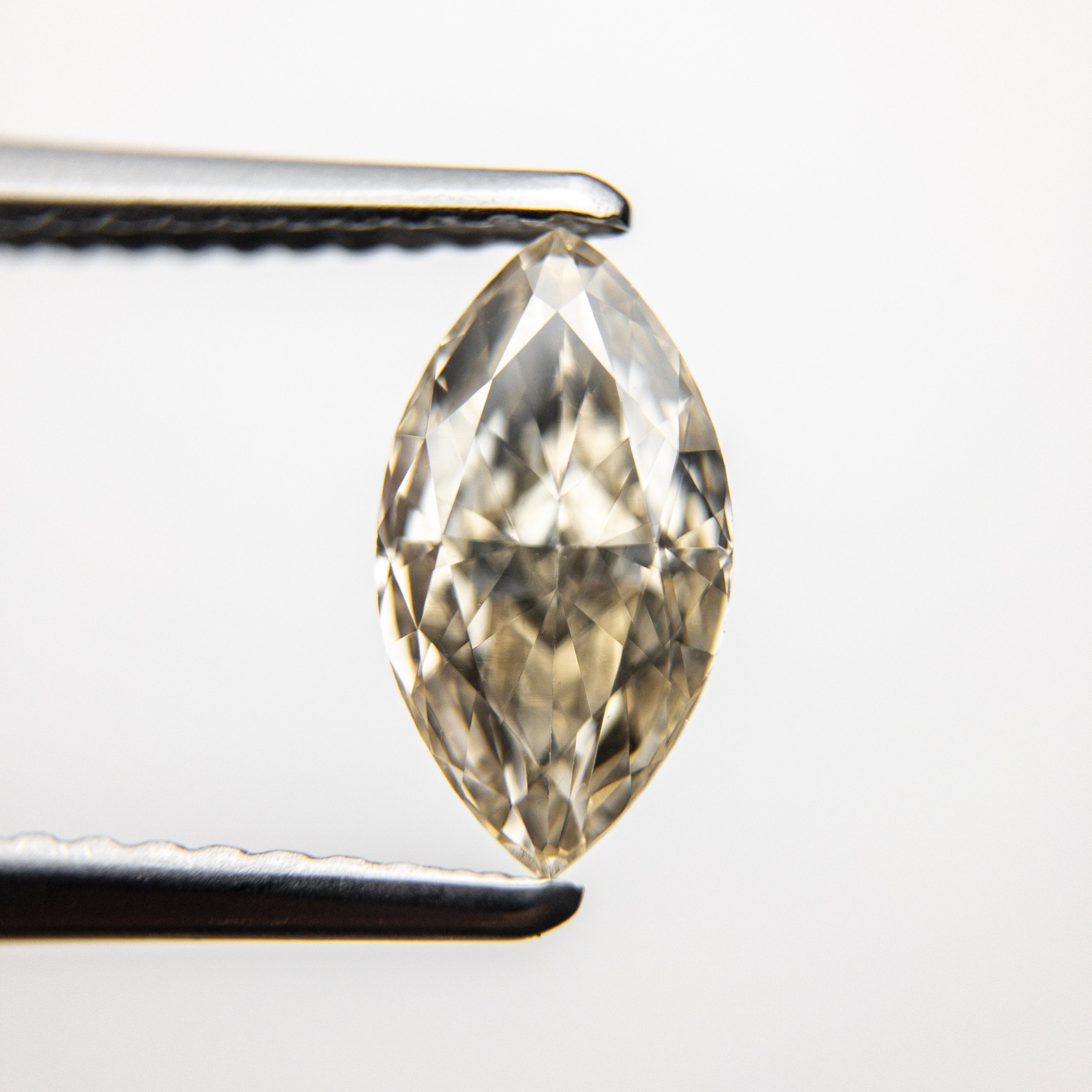 1.01ct 9.38x5.16x3.02mm Marquise Brilliant 18257-11 MEMO D1006