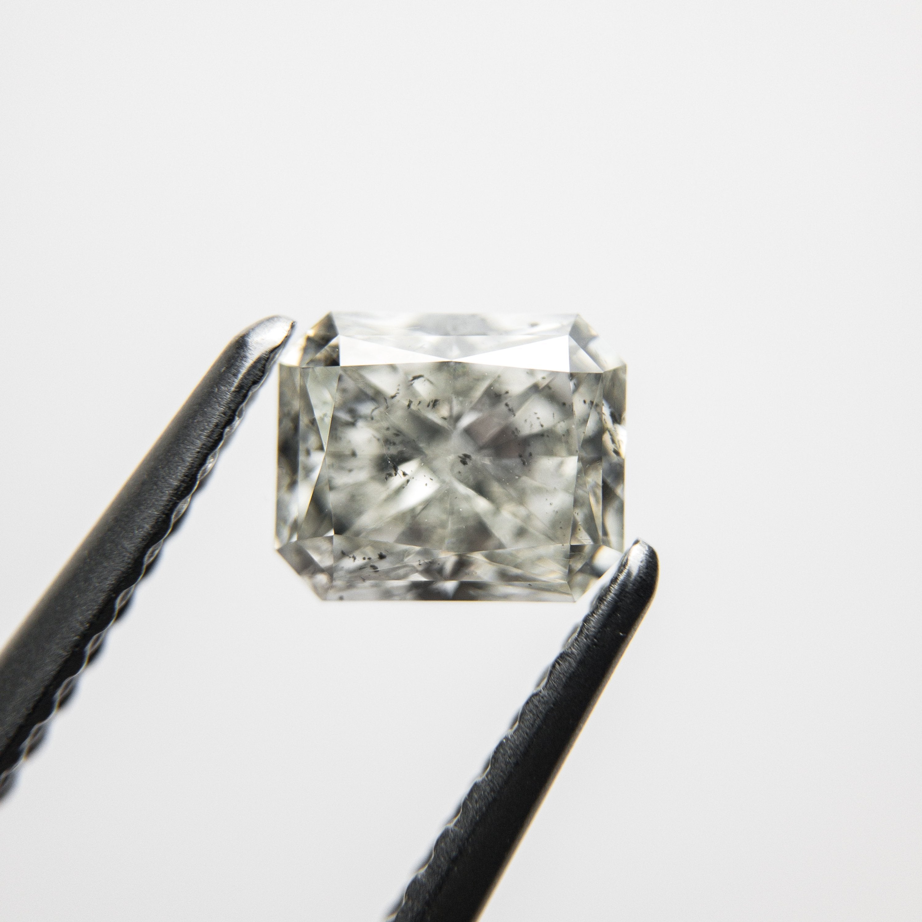 1.01ct 6.13x5.11x3.42mm Radiant Cut 18266-01