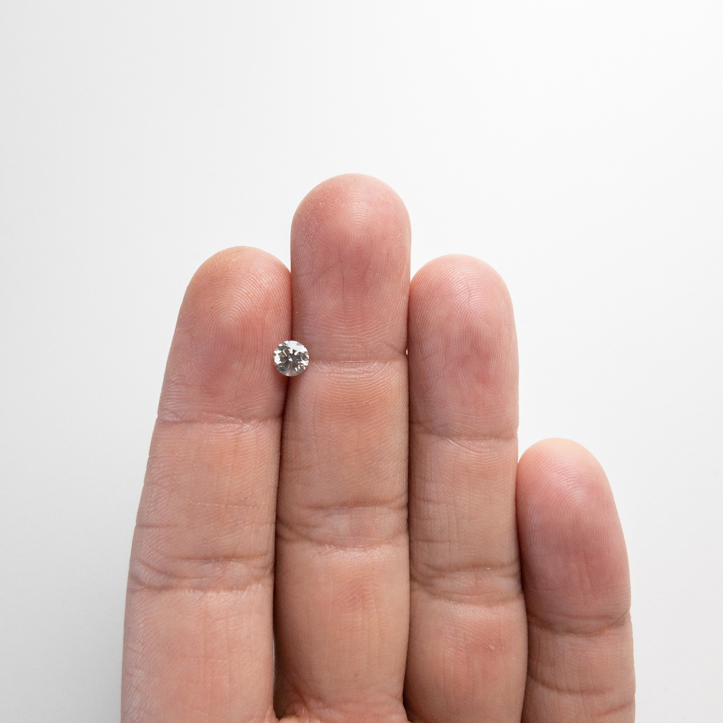0.52ct 4.99x4.97x3.22mm Round Brilliant 18273-01 HOLD D1004