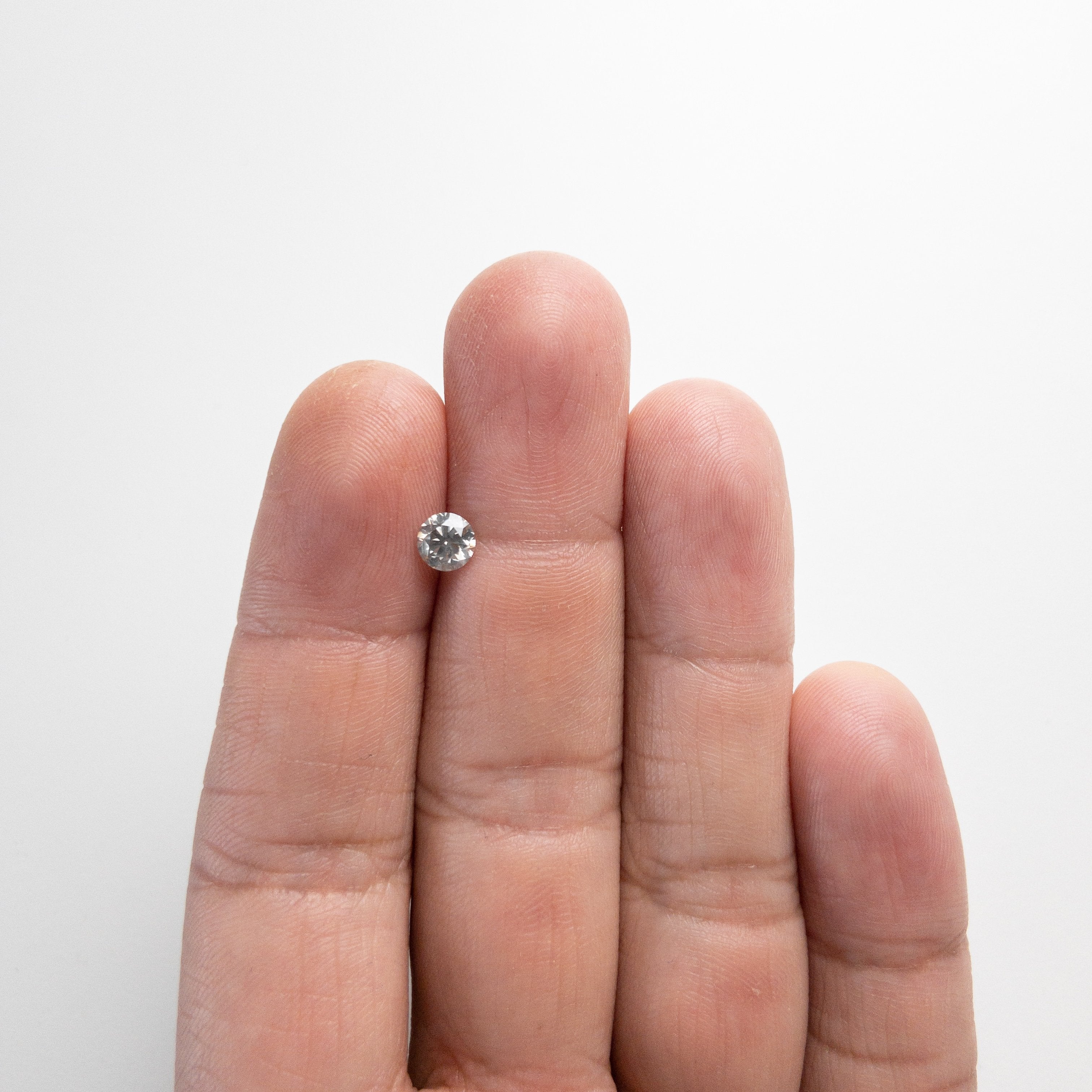 0.60ct 5.26x5.23x3.35mm Fancy Grey Round Brilliant 18273-04