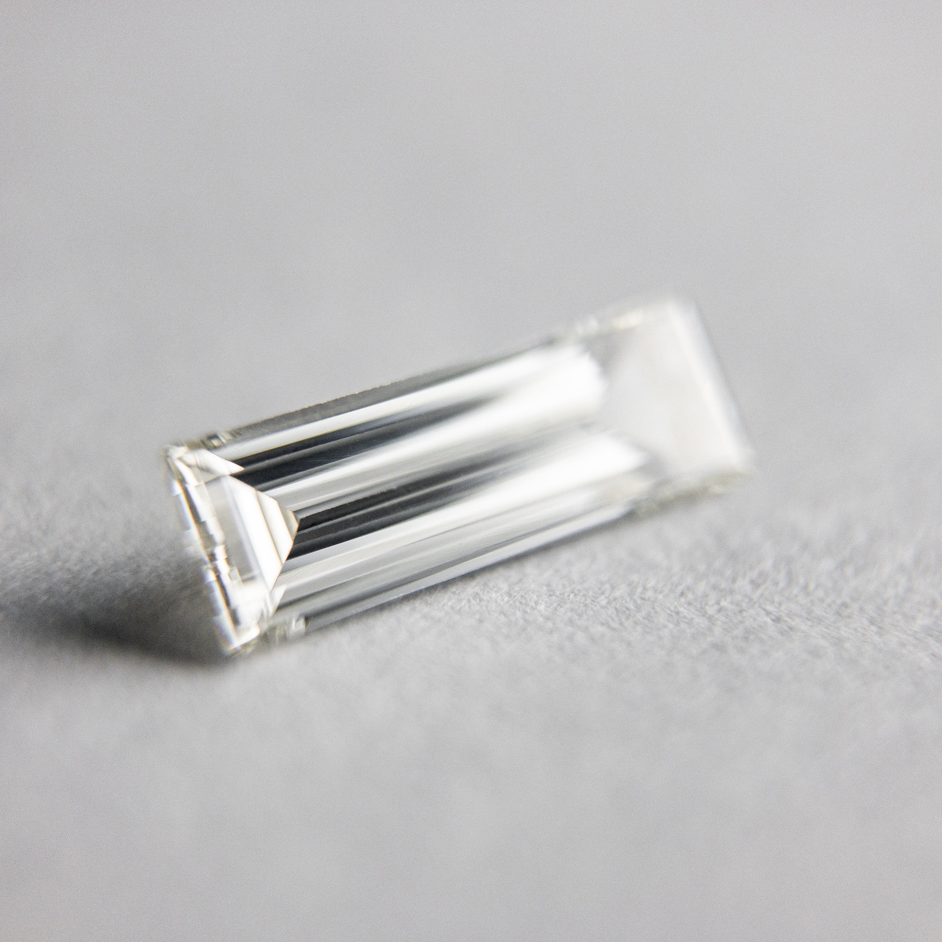 0.55ct 9.70x3.00x1.88mm VS2 K Baguette Step Cut 18279-01 HOLD D1159 9/15/20