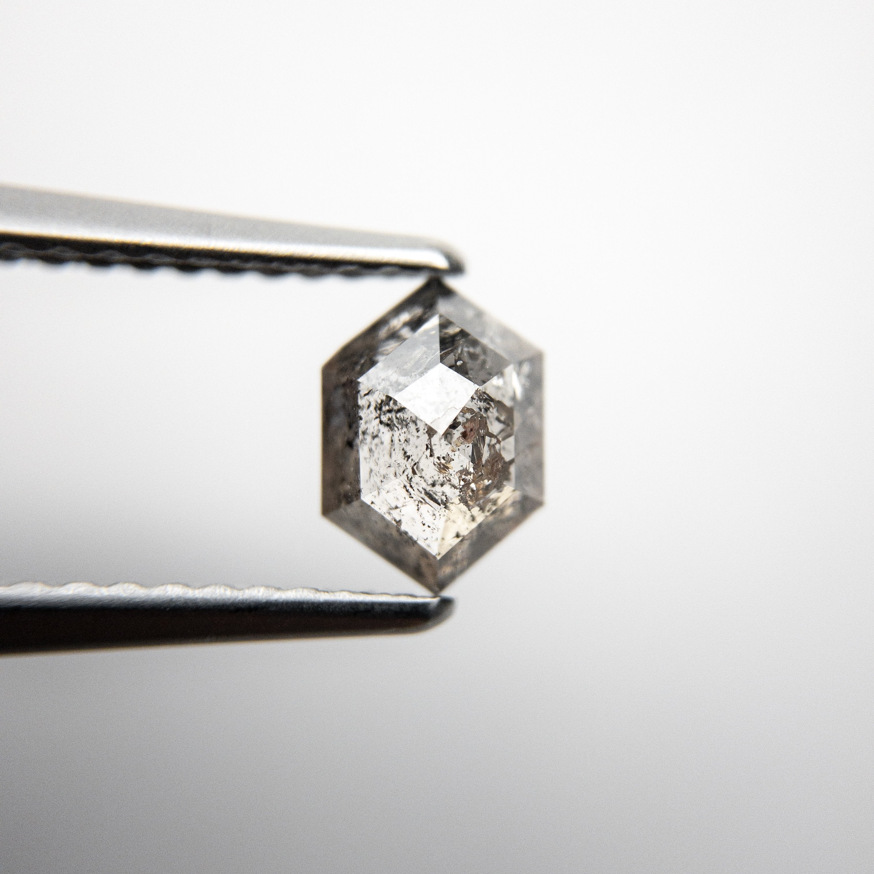 0.75ct 7.00x4.90x2.60mm Hexagon Rosecut 18286-04