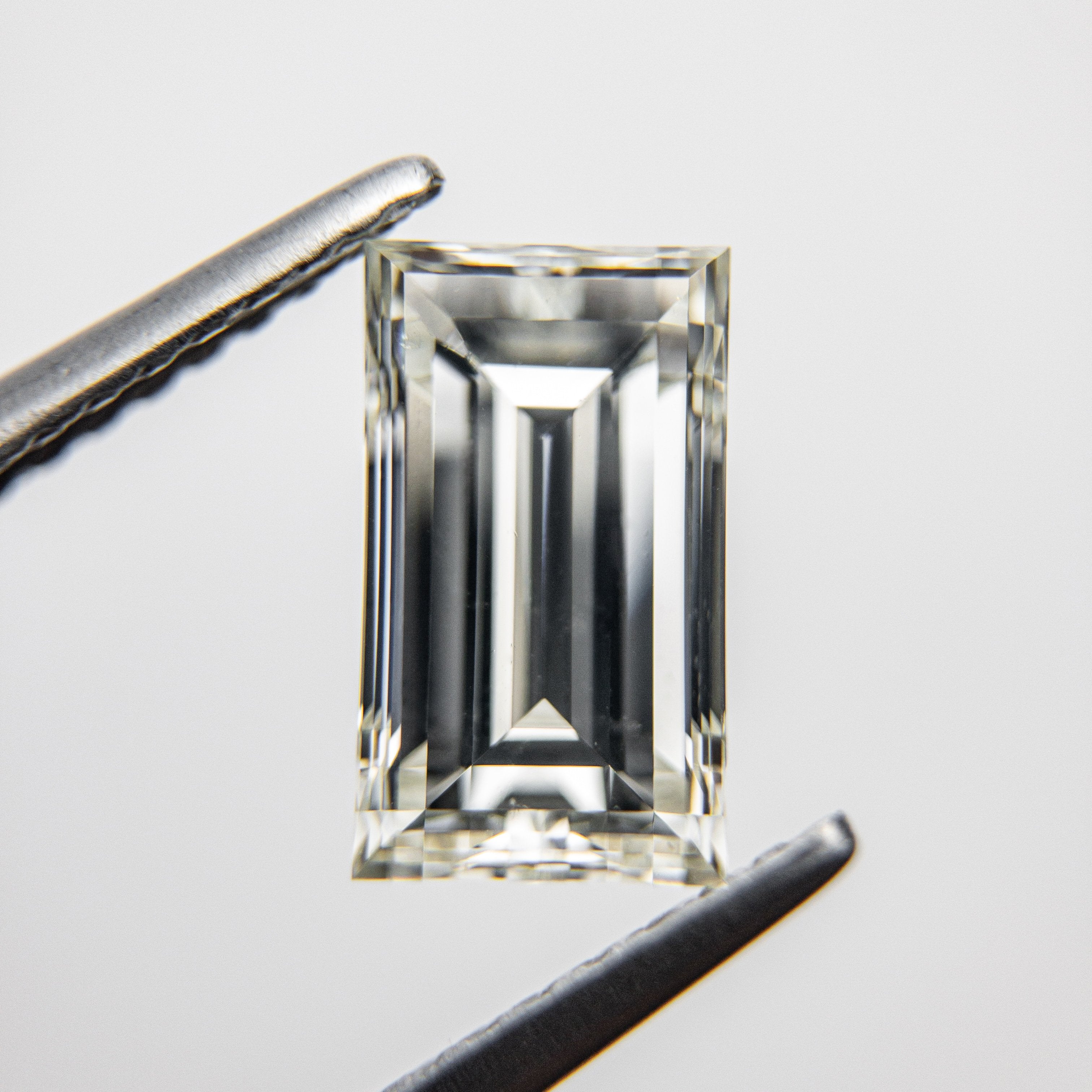 1.52ct 8.79x5.04x3.48mm VS K-L Antique Baguette Step Cut 18299-01 HOLD D1887 2.5.21