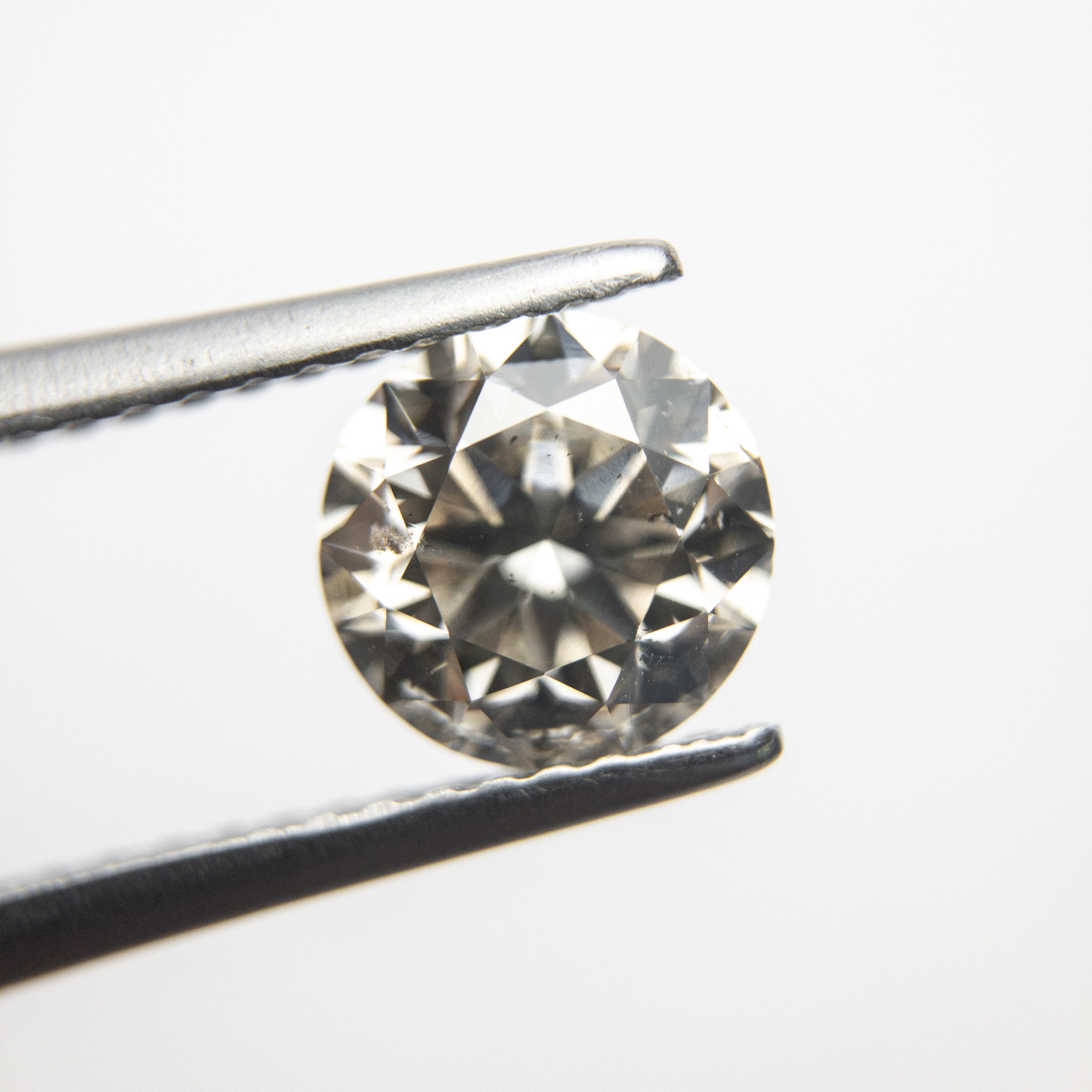 1.33ct 6.84x6.78x4.40mm I1 K-L Round Brilliant 18305-04 Hold #D1889