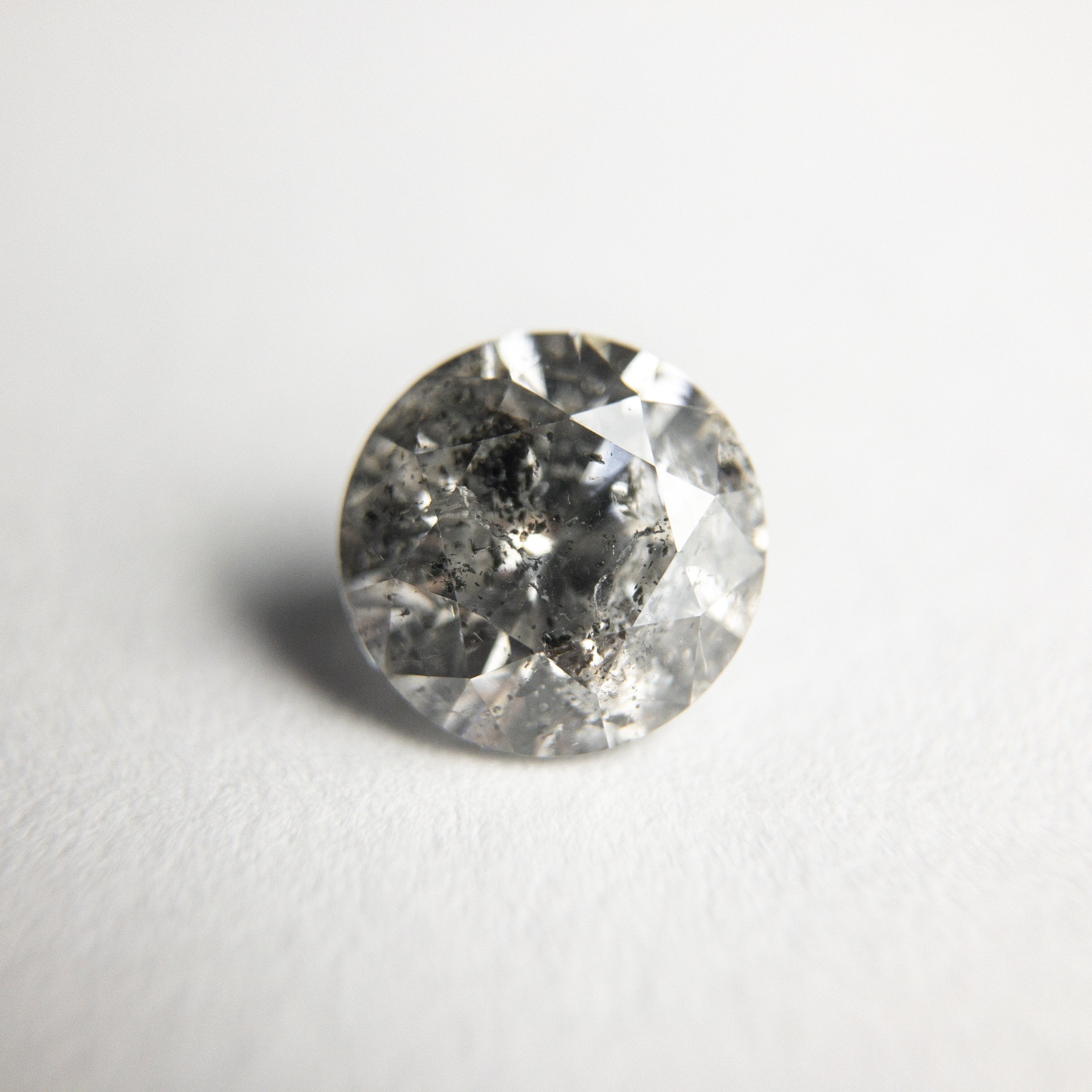 1.15ct 6.56x6.49x4.21mm Round Brilliant 18310-05 hold