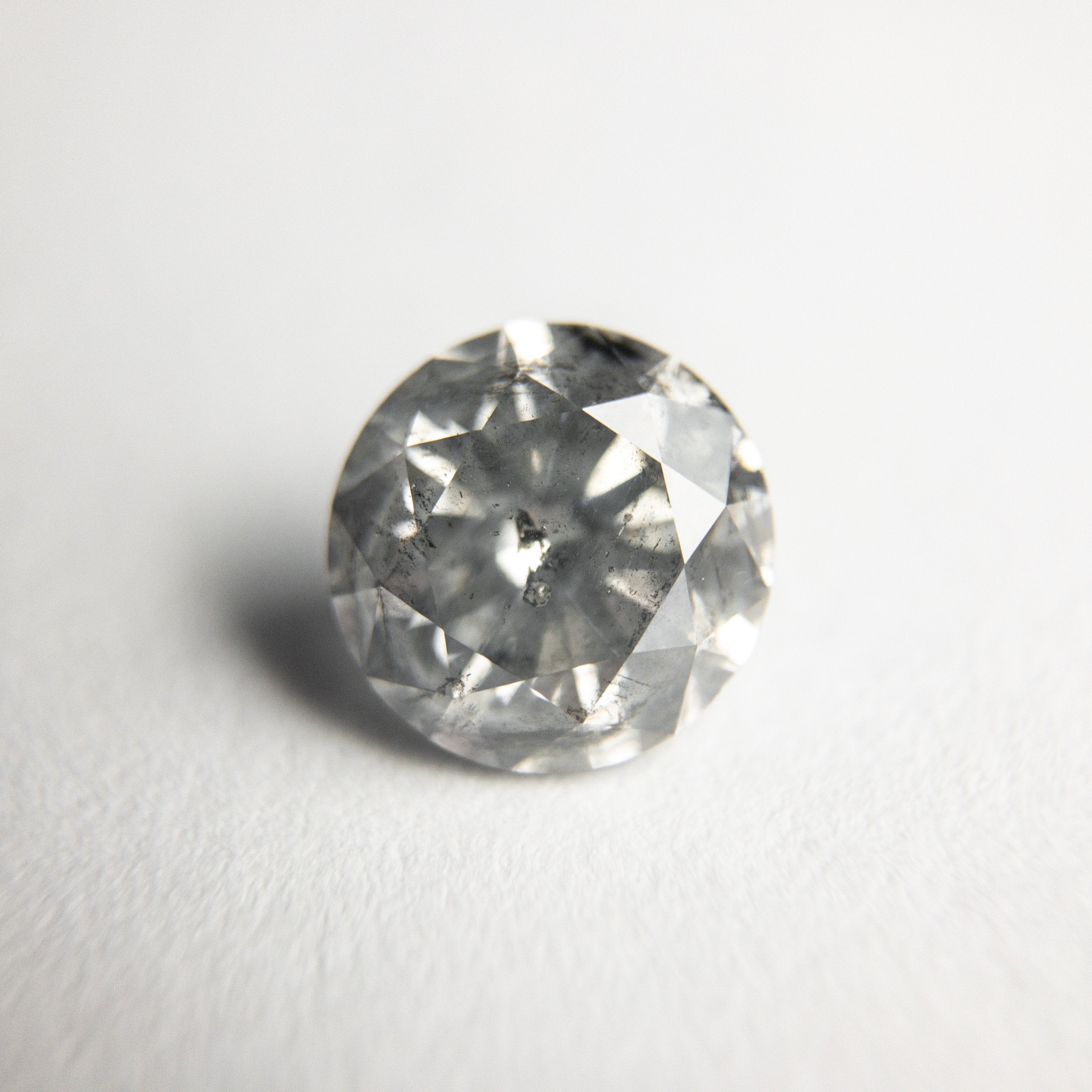 1.36ct 6.88x6.81x4.41mm Round Brilliant 18310-07