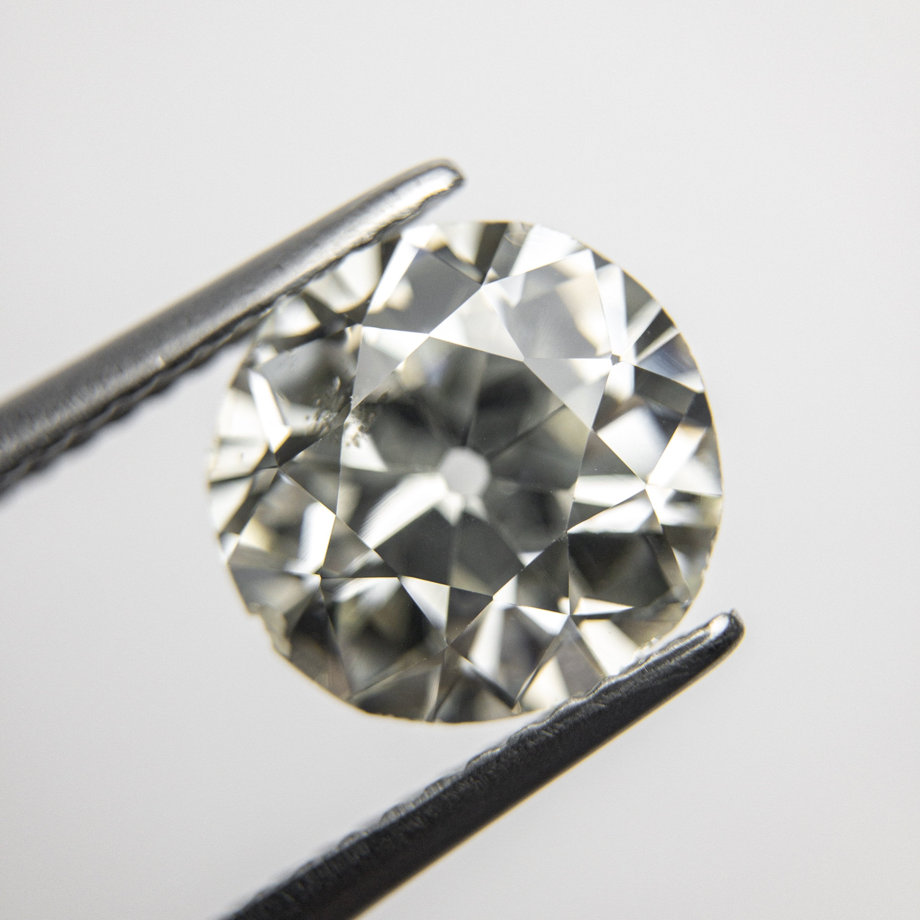 2.69ct 9.15x8.82x5.14mm SI2 K-L Old European Cut 18335-01