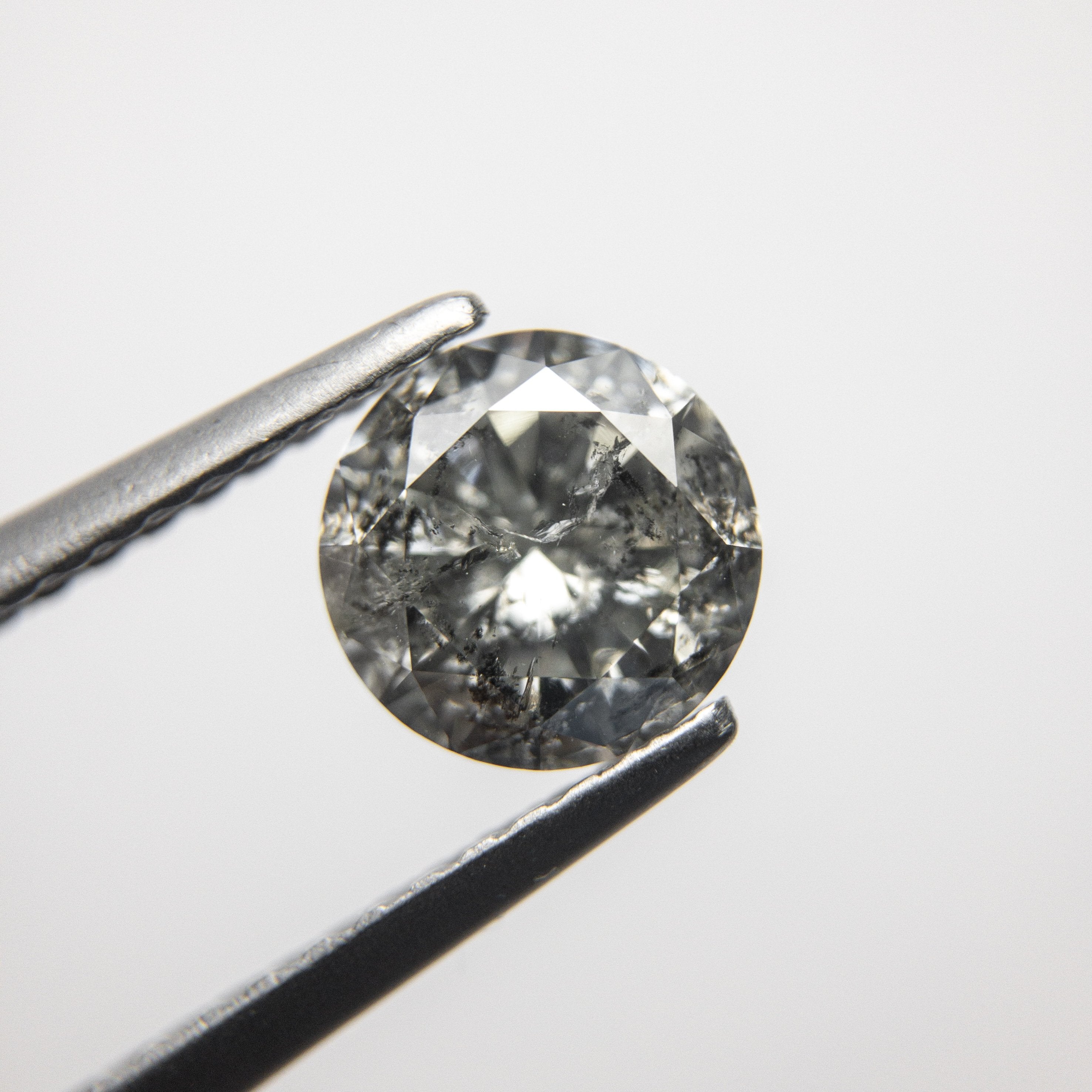 1.07ct 6.50x6.48x3.88mm Round Brilliant 18354-06 hold D1319