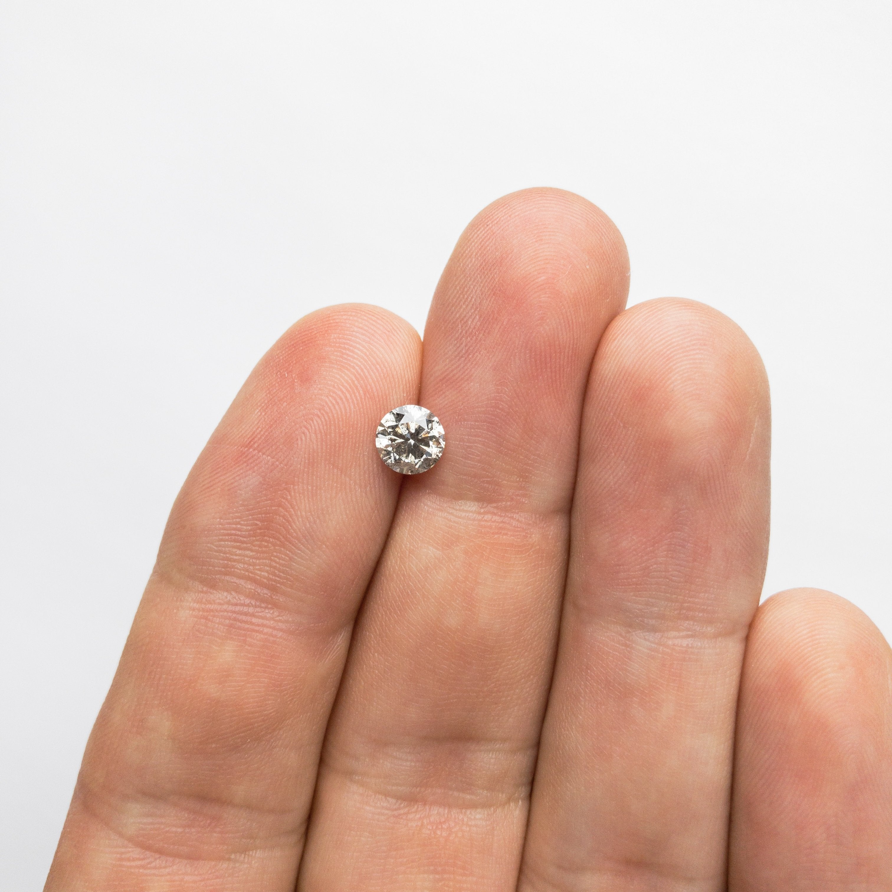 0.86ct 5.88x5.84x3.74mm Round Brilliant 18357-01