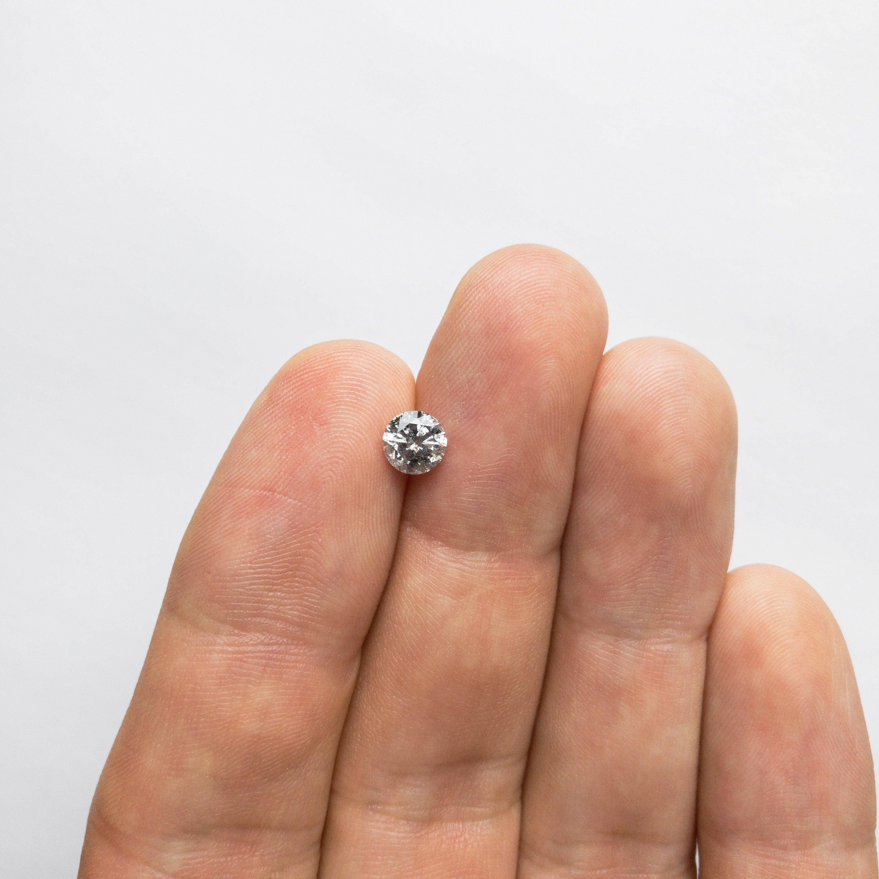 0.73ct 5.71x5.68x3.45mm Round Brilliant 18357-09 HOLD D1362