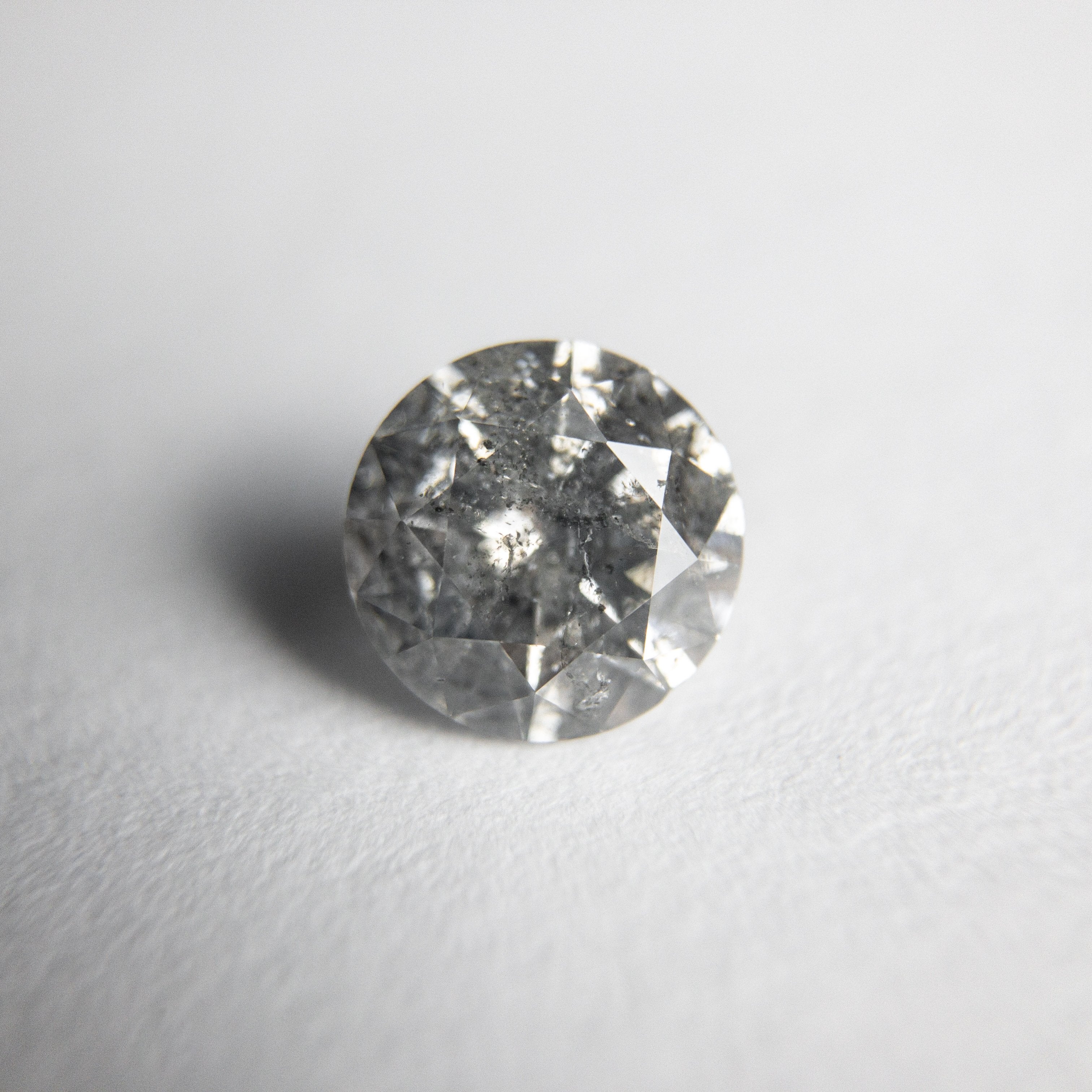 0.91ct 6.11x6.08x3.82mm Round Brilliant 18357-10 hold D1498