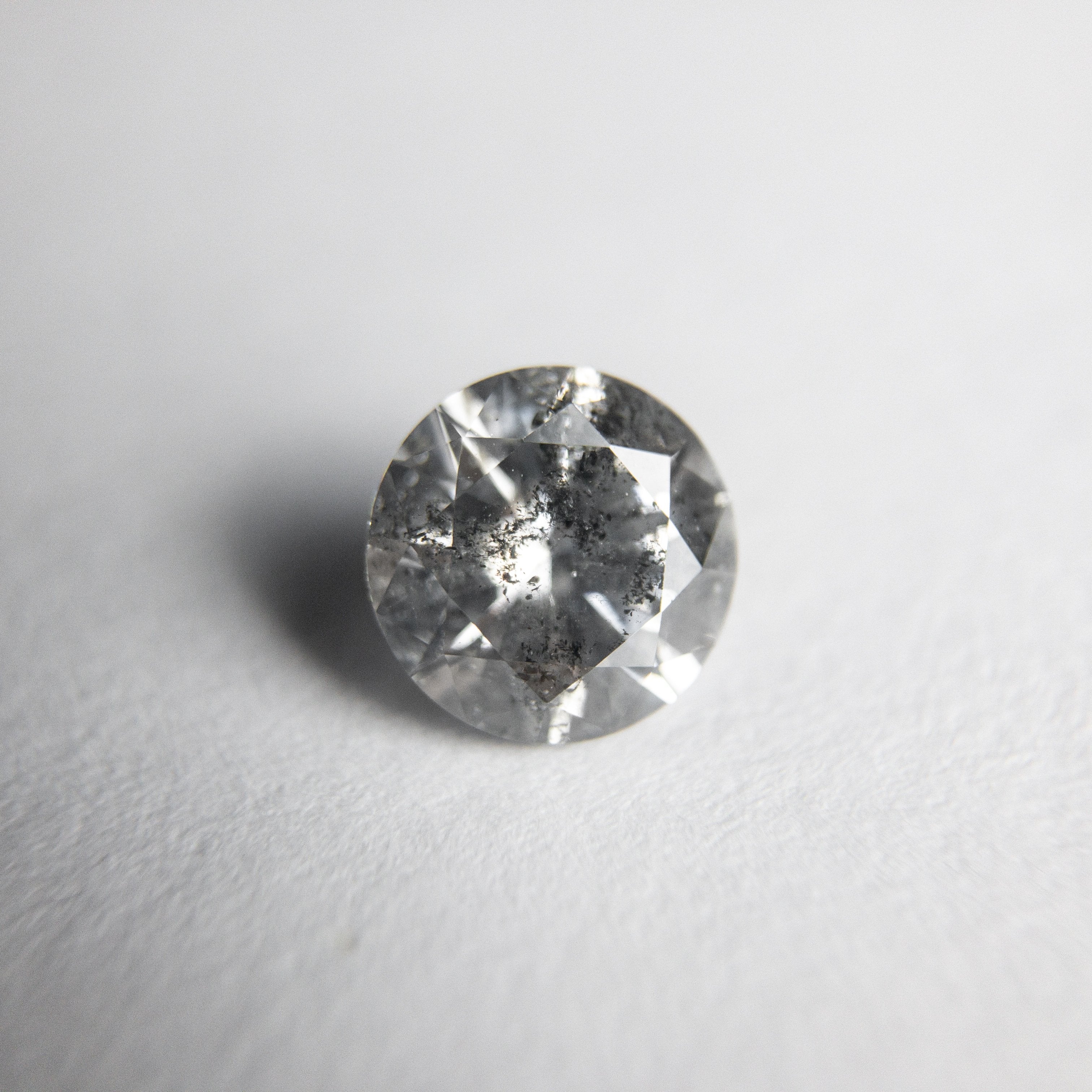0.71ct 5.74x5.70x3.41mm Round Brilliant 18357-15