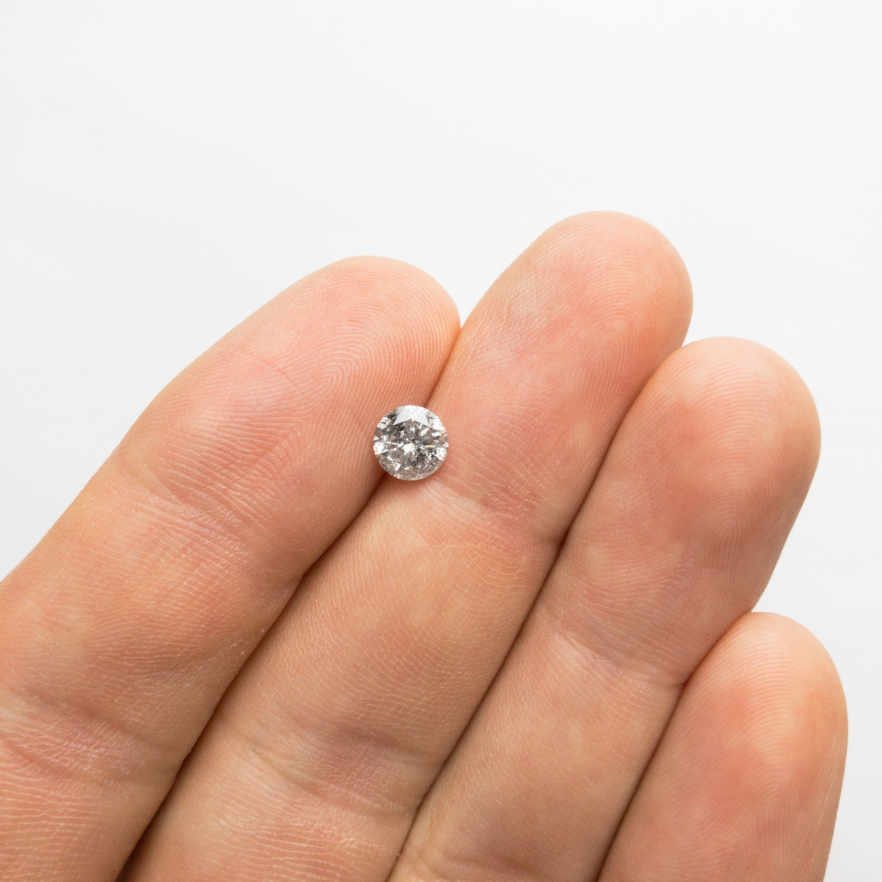 0.85ct 6.07x6.04x3.62mm Round Brilliant 18362-03 HOLD D1561