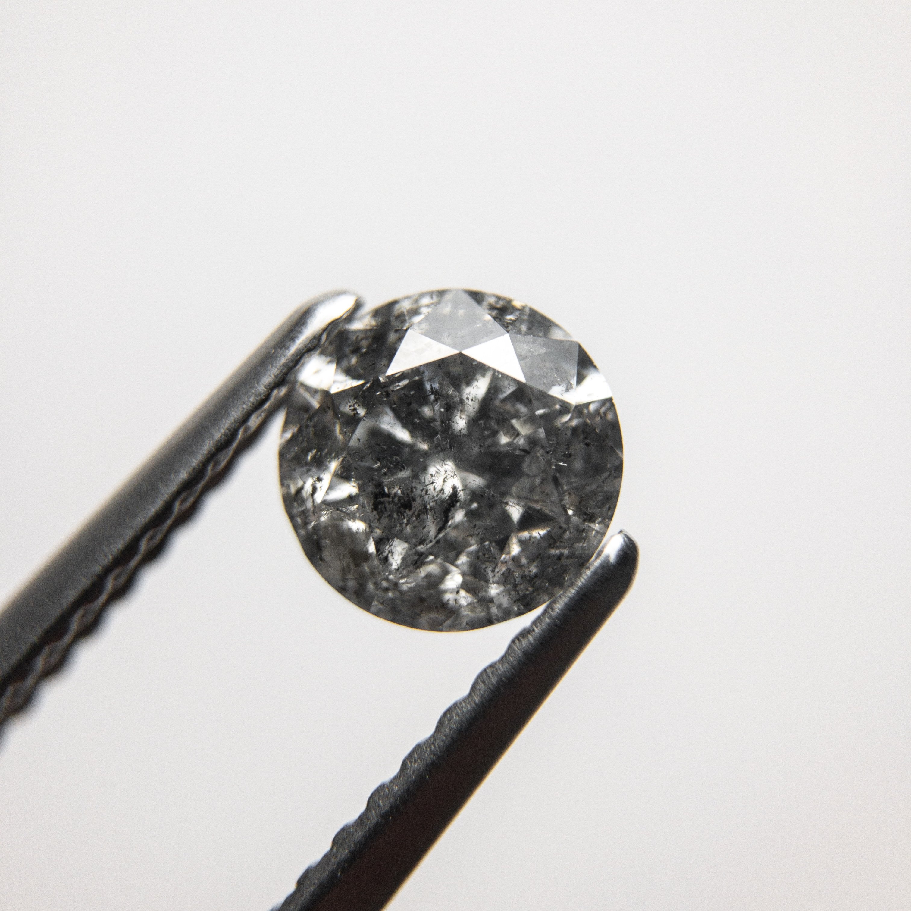 0.94ct 6.07x6.02x3.91mm Round Brilliant 18362-08