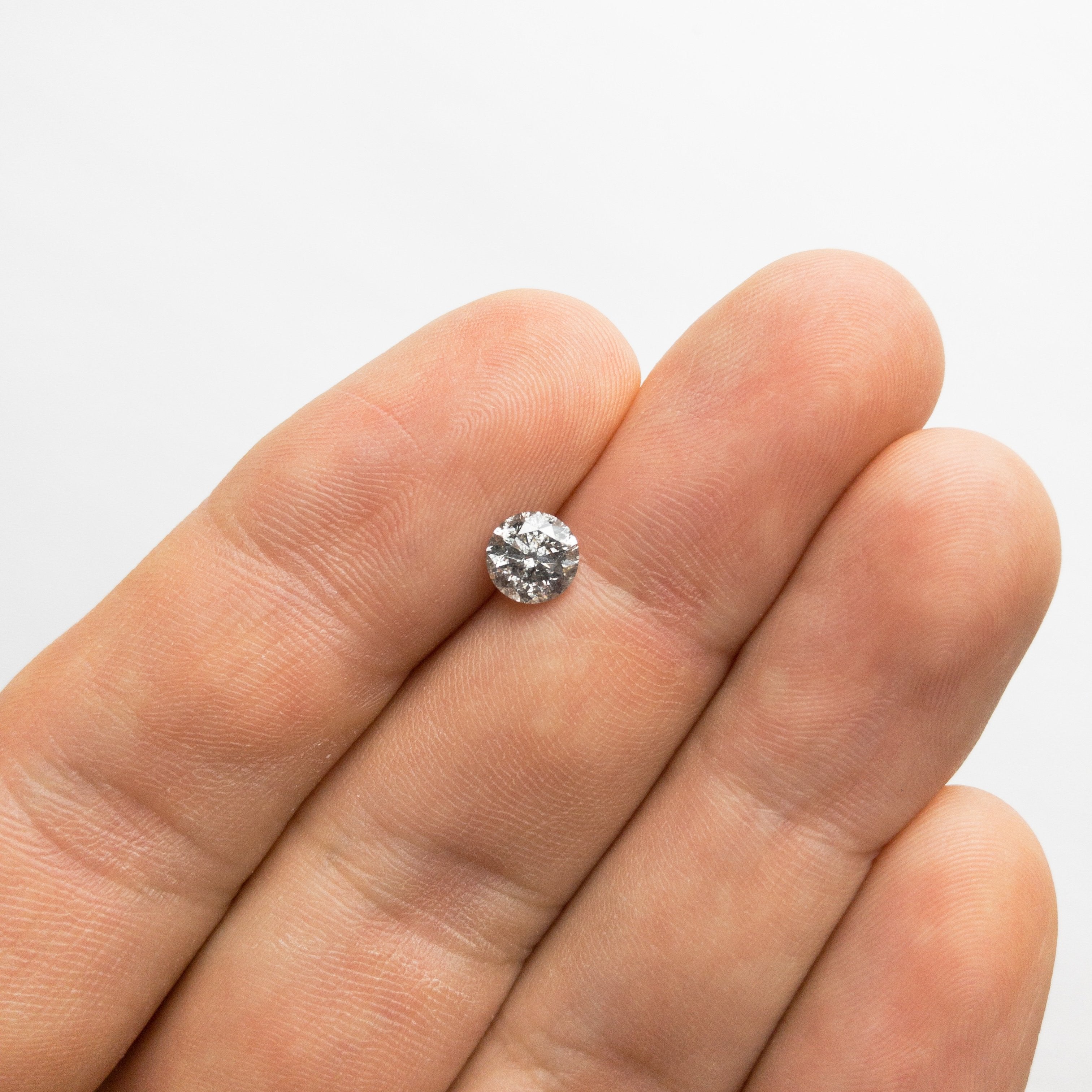 0.94ct 6.07x6.02x3.91mm Round Brilliant 18362-08