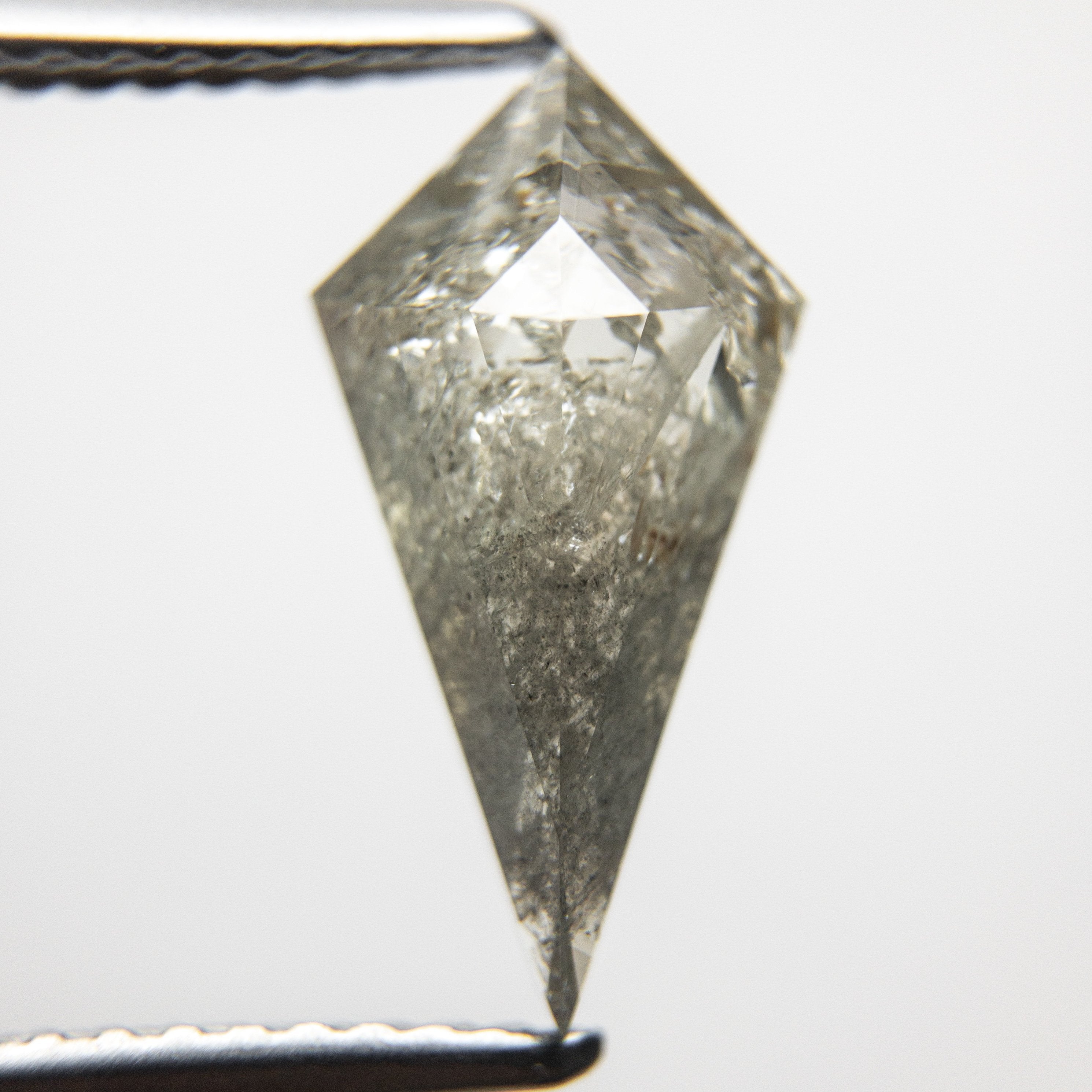 2.26ct 14.31x7.36x3.70mm Kite Rosecut 18363-03 Hold D1808