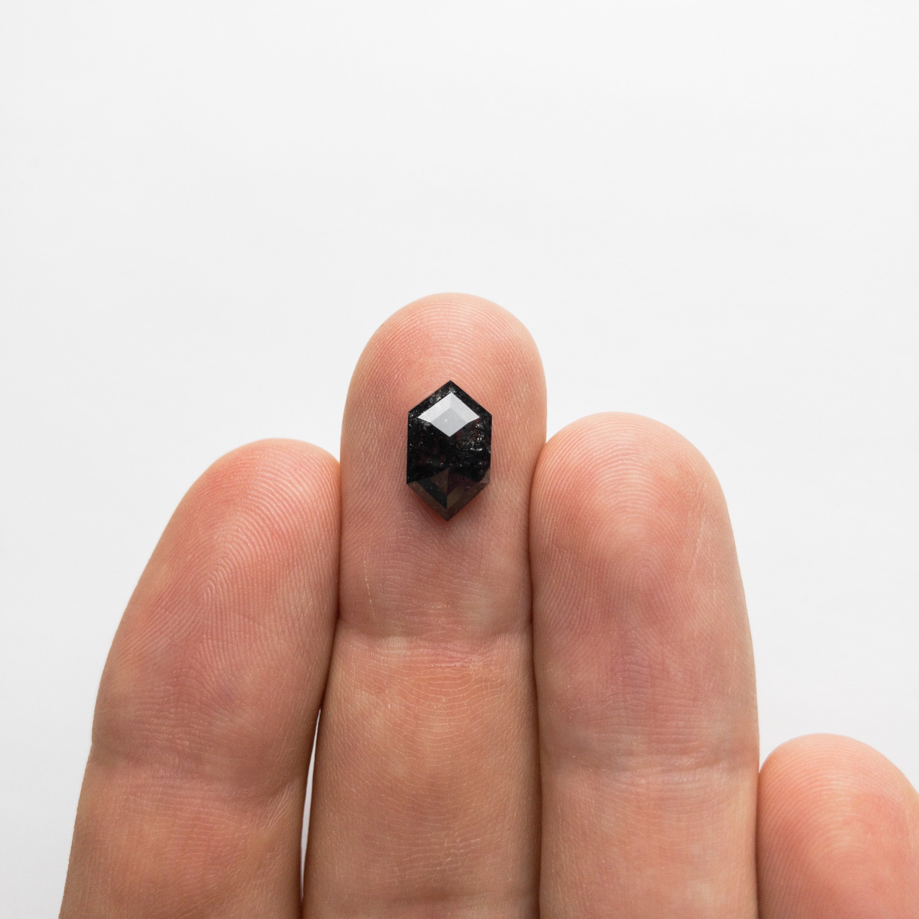 1.85ct 11.09x6.58x2.89mm Hexagon Rosecut 18366-06