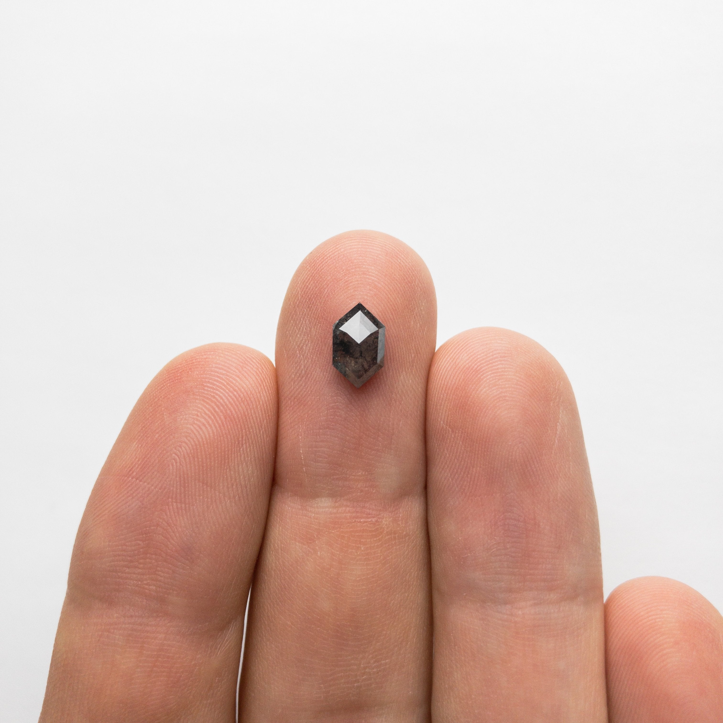 1.04ct 8.57x5.24x2.84mm Hexagon Rosecut 18366-08