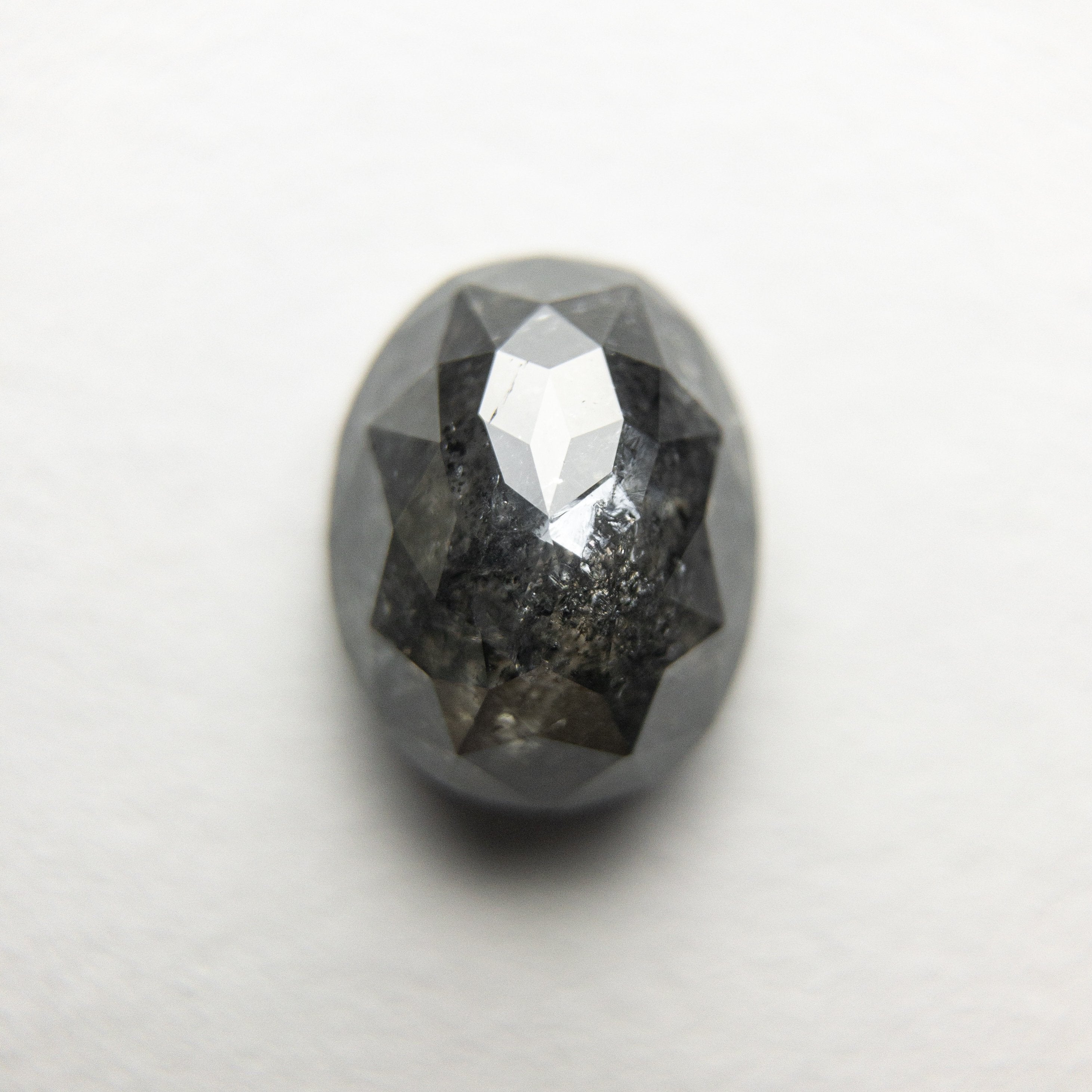 1.35ct 7.47x5.89x3.43mm Oval Double Cut 18368-05 hold d1422