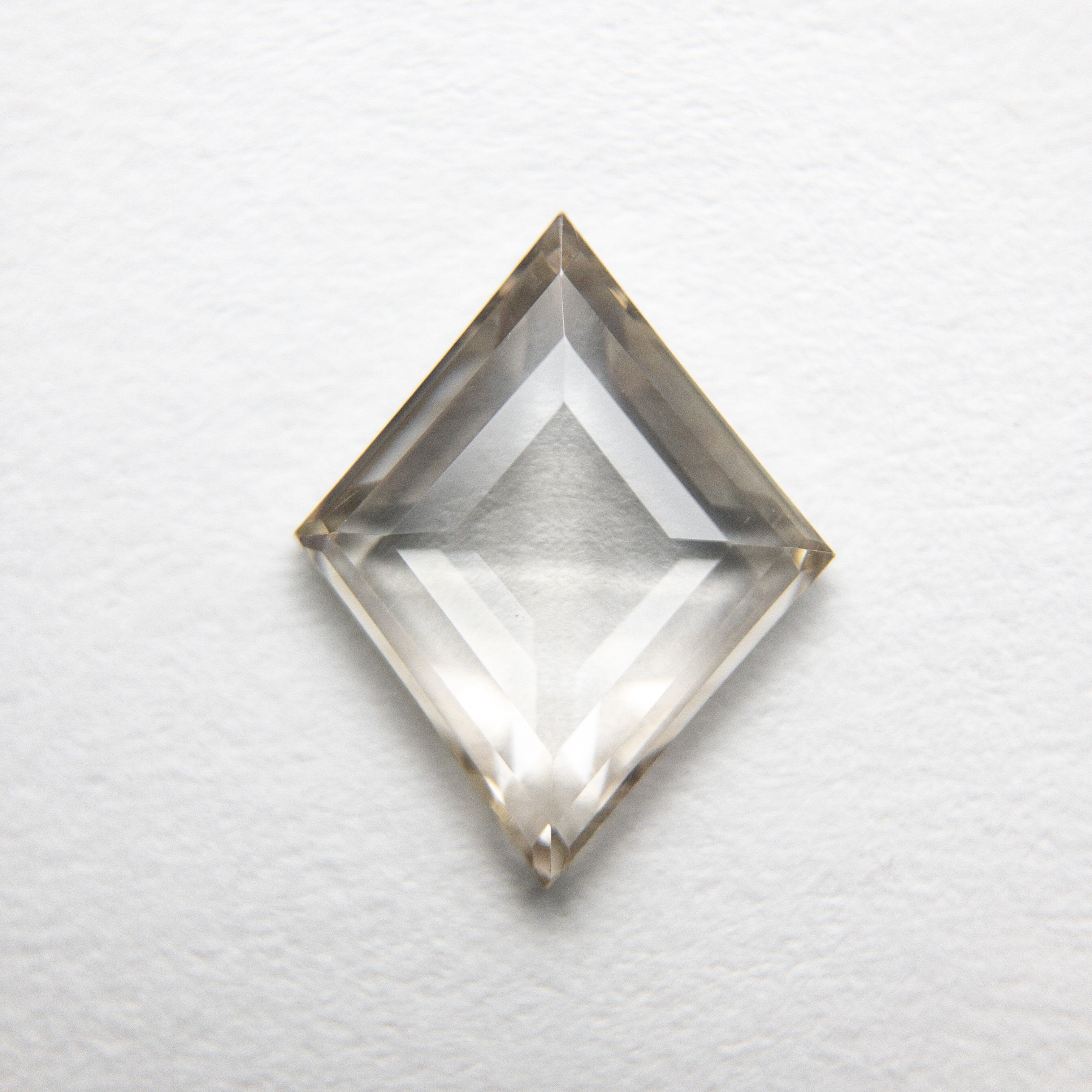 0.84ct 9.85x7.97x1.73mm Kite Rosecut 18369-20 hold D1972