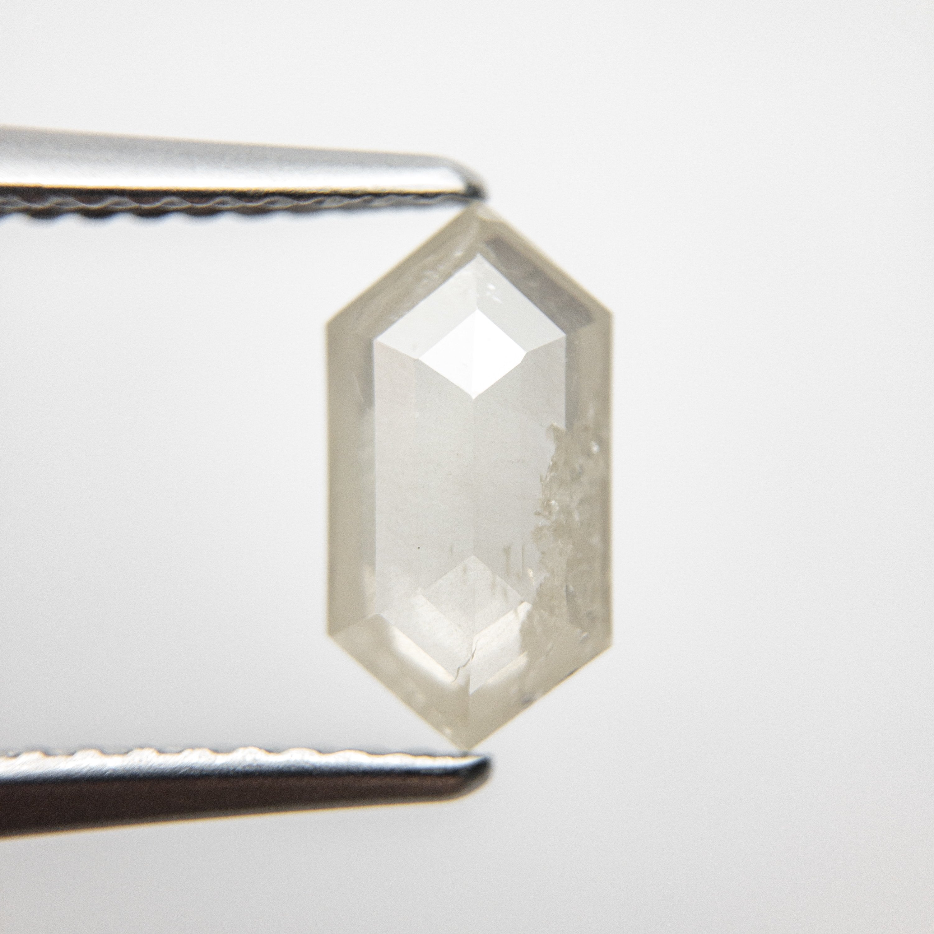 1.17ct 9.74x5.18x2.59mm Hexagon Rosecut 18386-07 hold D1688