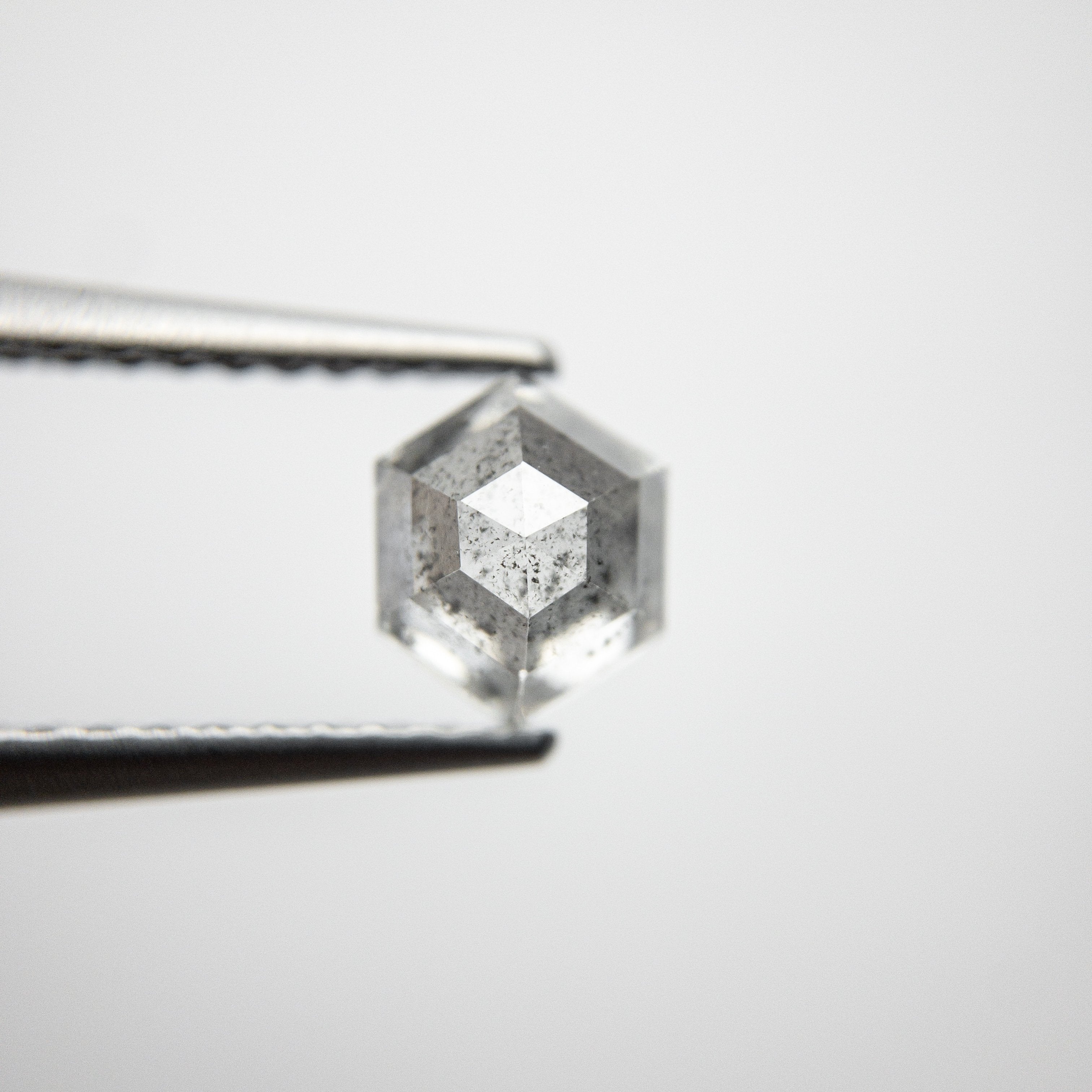 0.94ct 6.33x5.19x3.53mm Hexagon Rosecut 18388-03 hold D1515