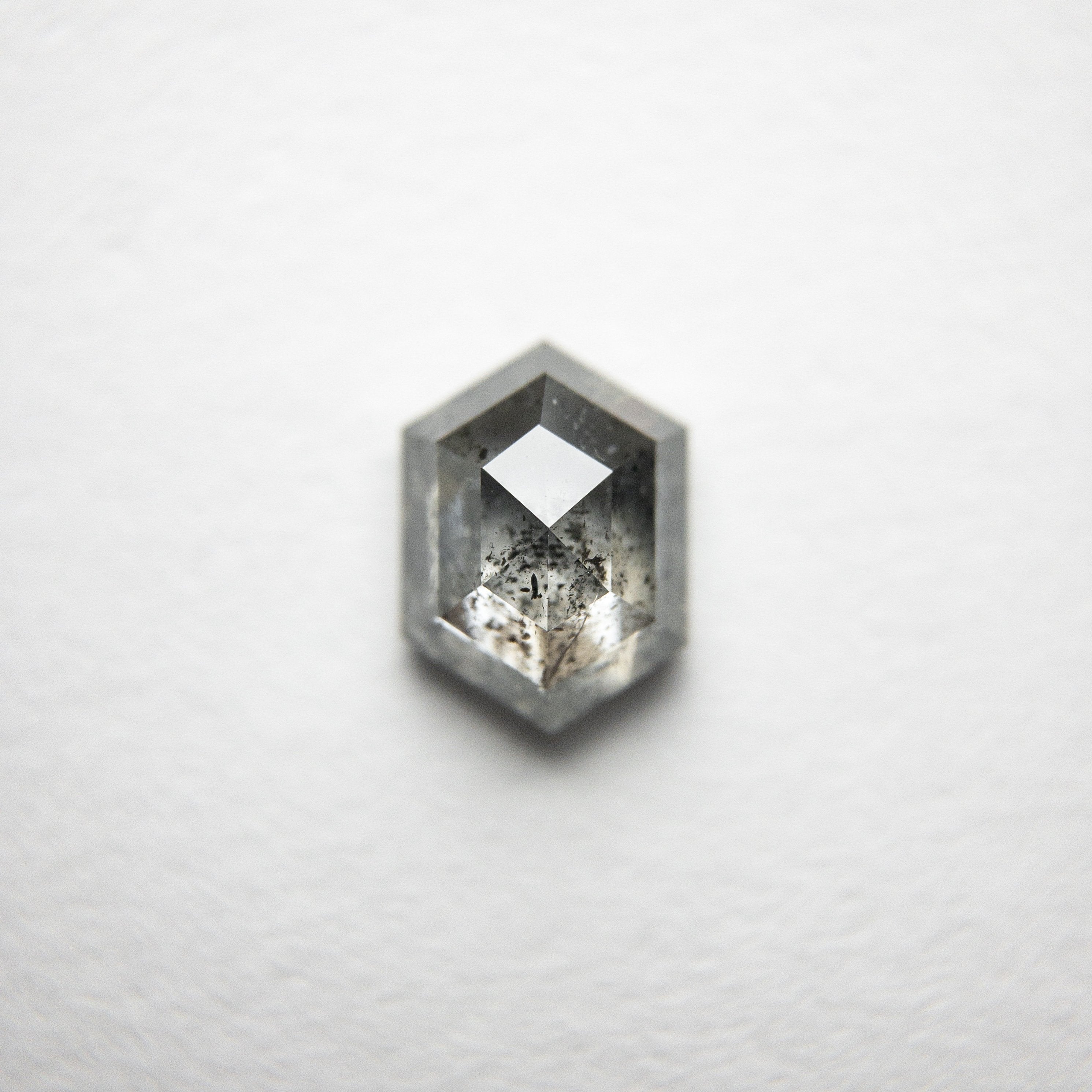 0.94ct 6.84x5.09x3.13mm Hexagon Rosecut 18388-04