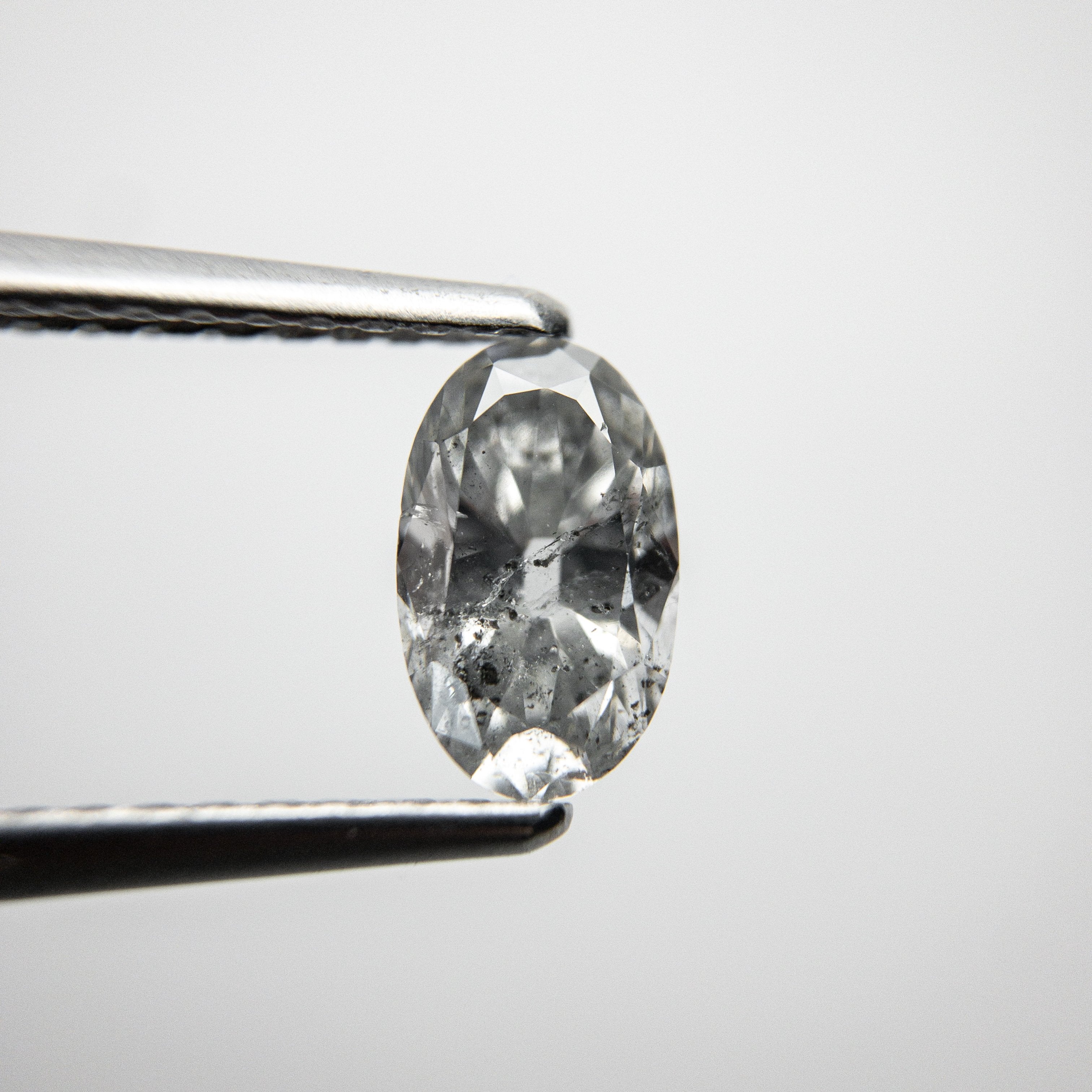 0.79ct 7.41x4.54x3.08mm Oval Brilliant 18388-05