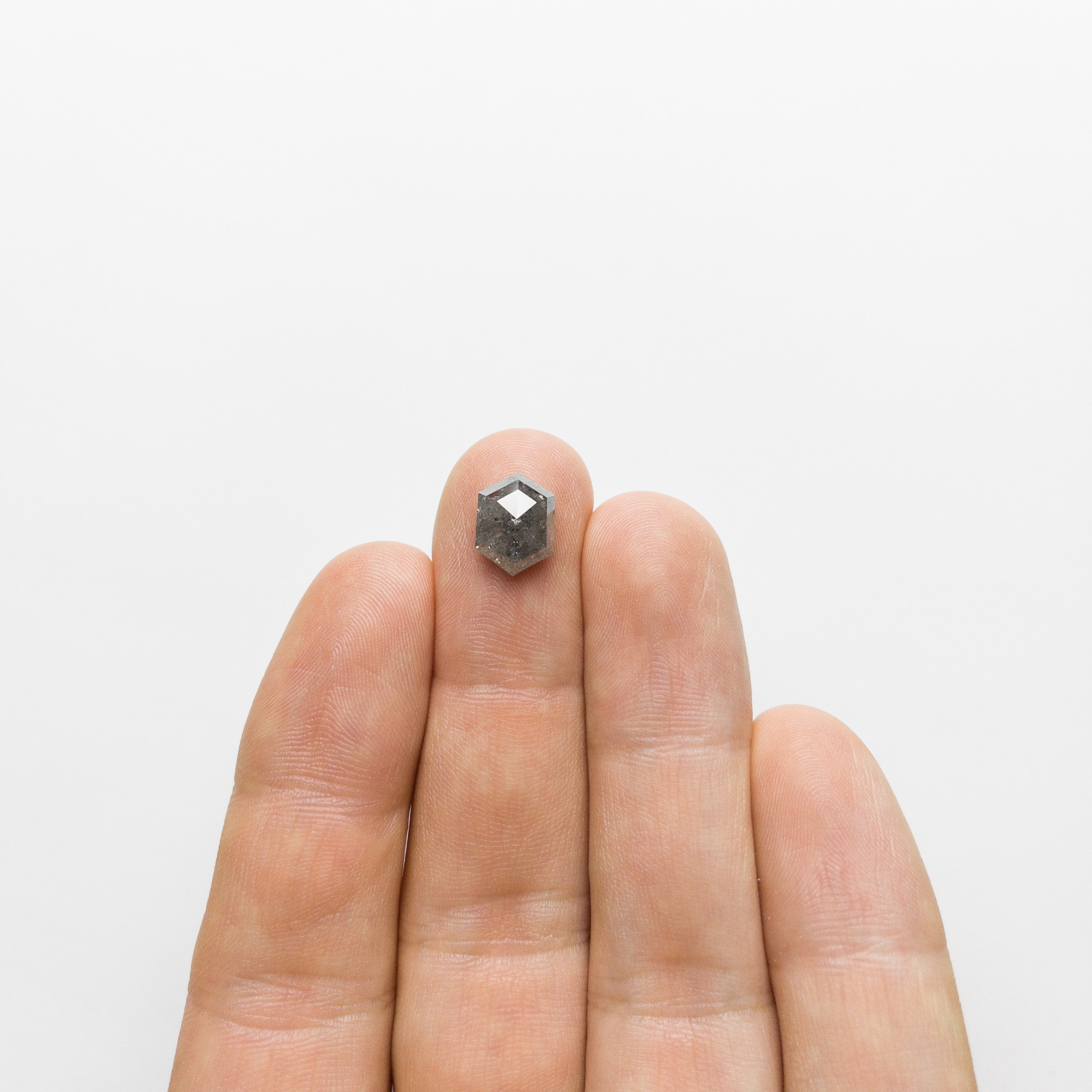 2.77ct 10.63x7.97x3.91mm Hexagon Rosecut 18407-04