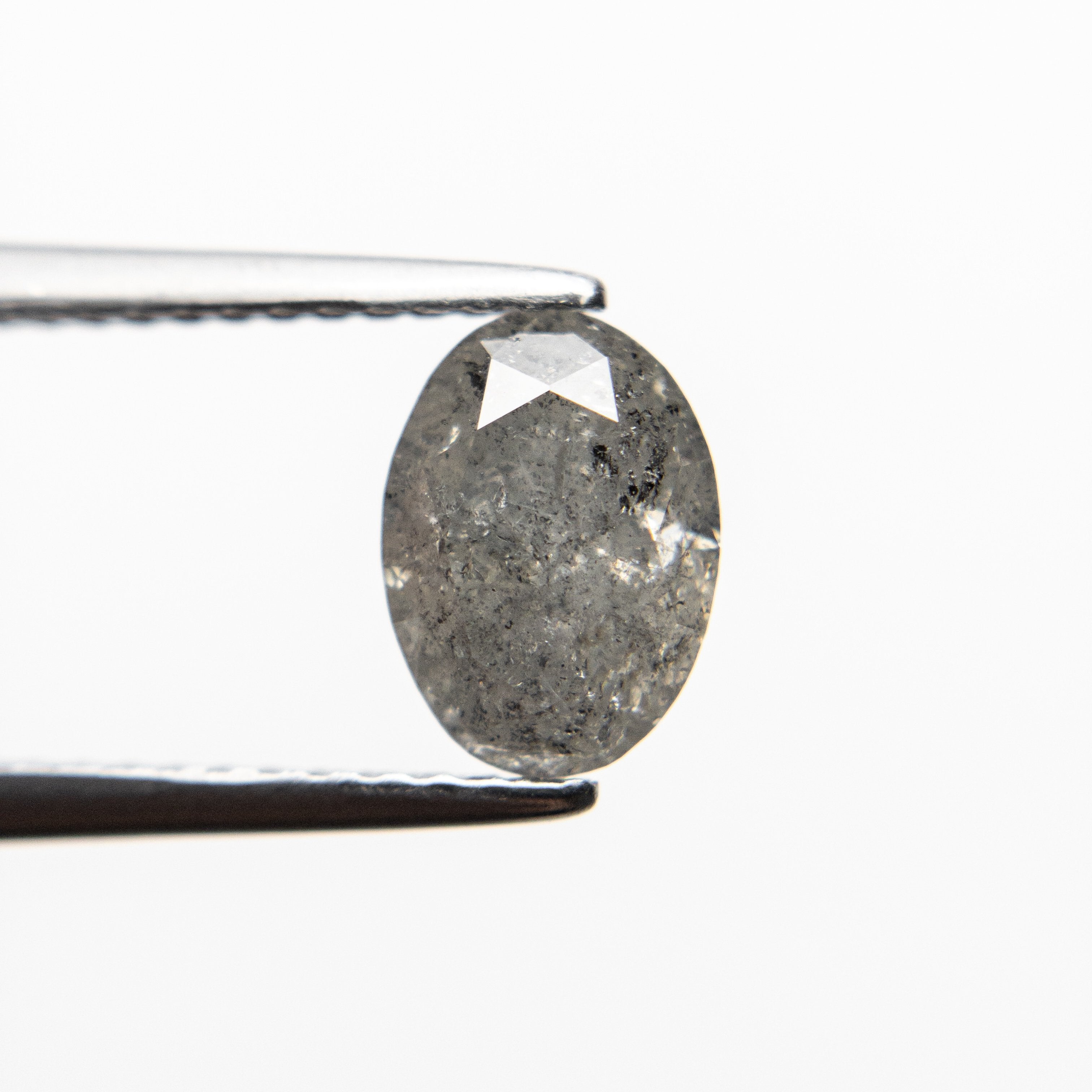 1.38ct 7.94x5.74x4.48mm Oval Brilliant 18410-01 hold D1688