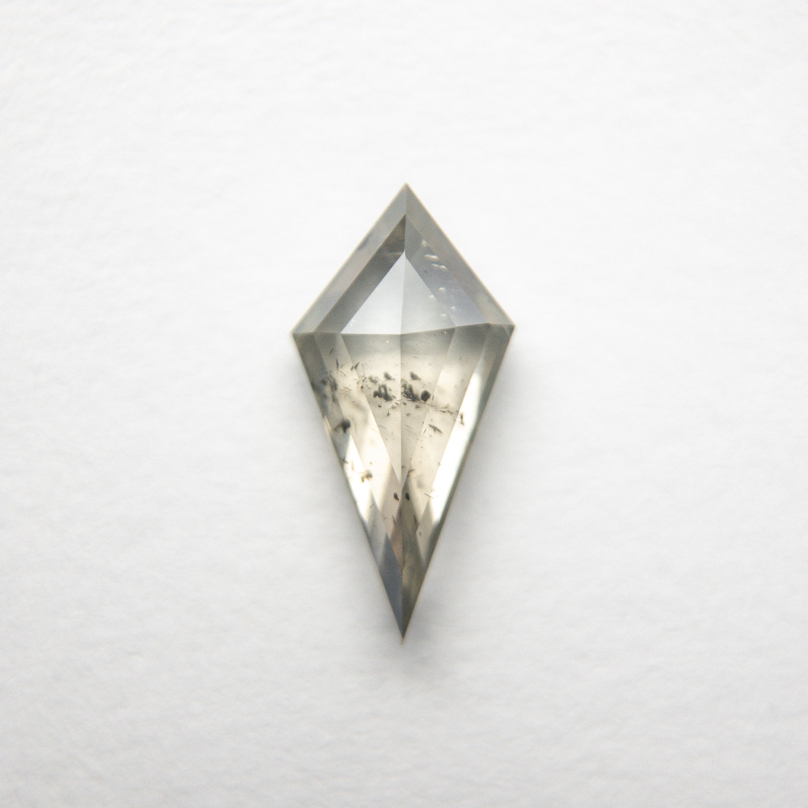 0.57ct 9.21x4.64x2.29mm Kite Rosecut 18414-02