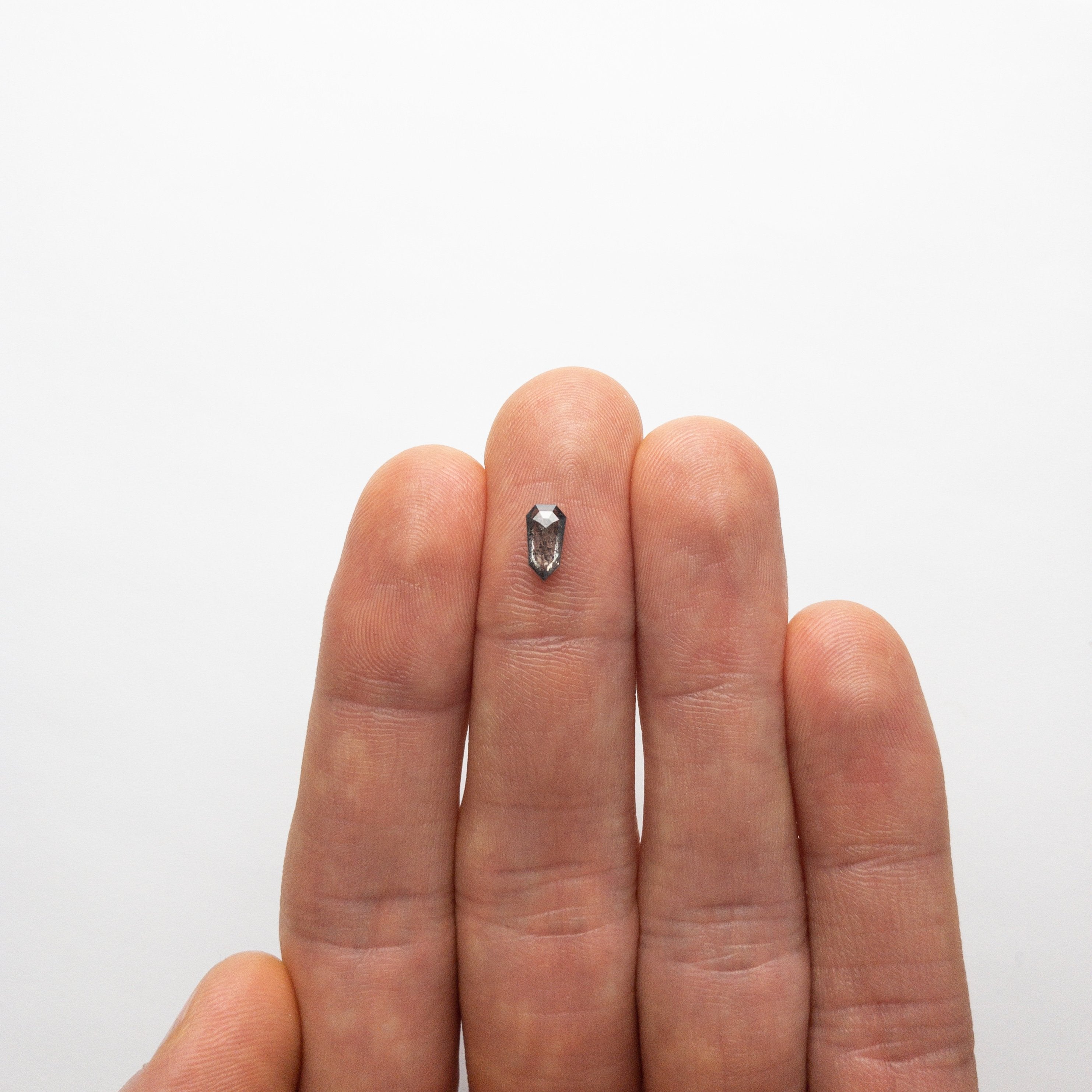 0.67ct 7.69x4.08x2.33mm Shield Rosecut 18414-06