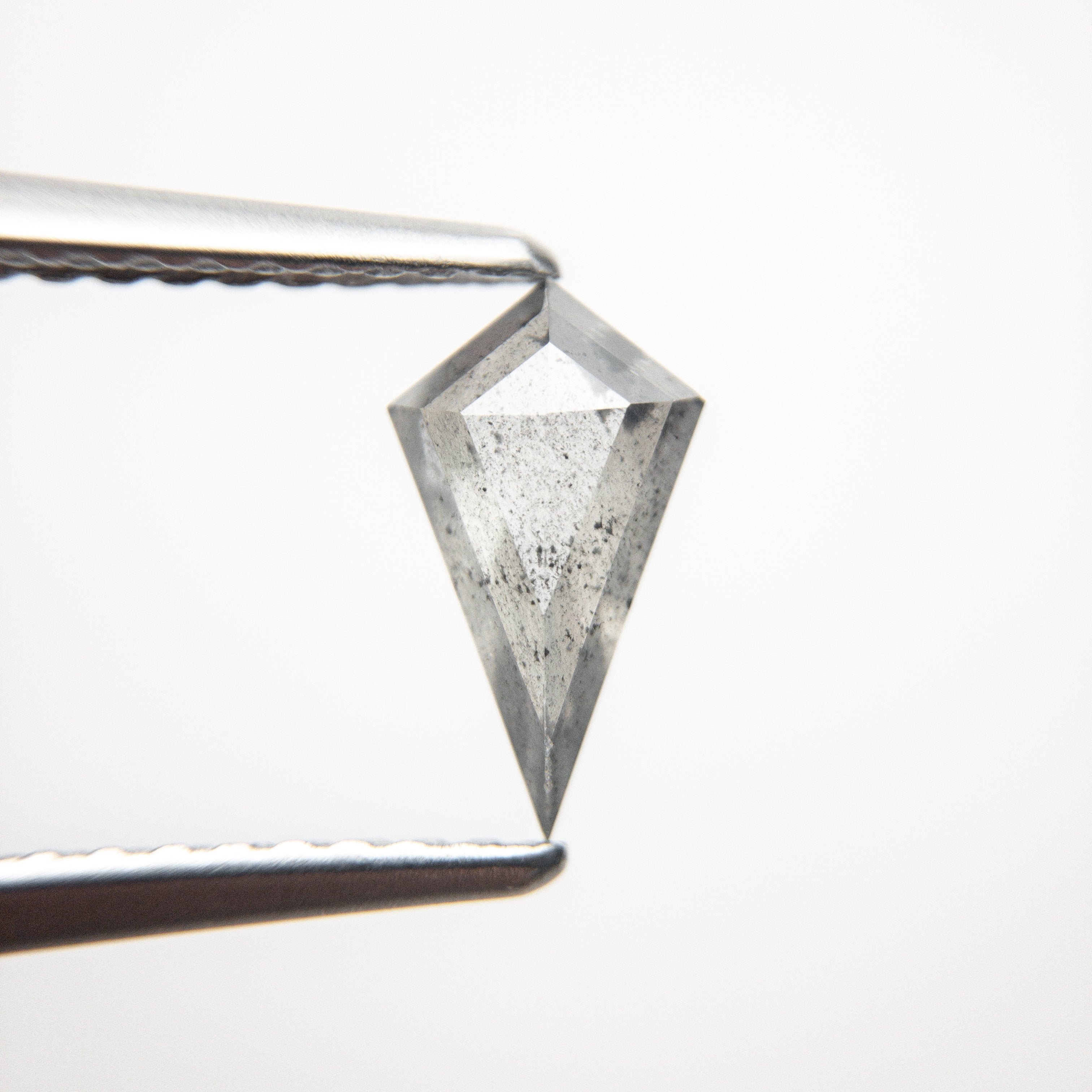 0.67ct 8.92x5.09x2.30mm Kite Rosecut 18414-07