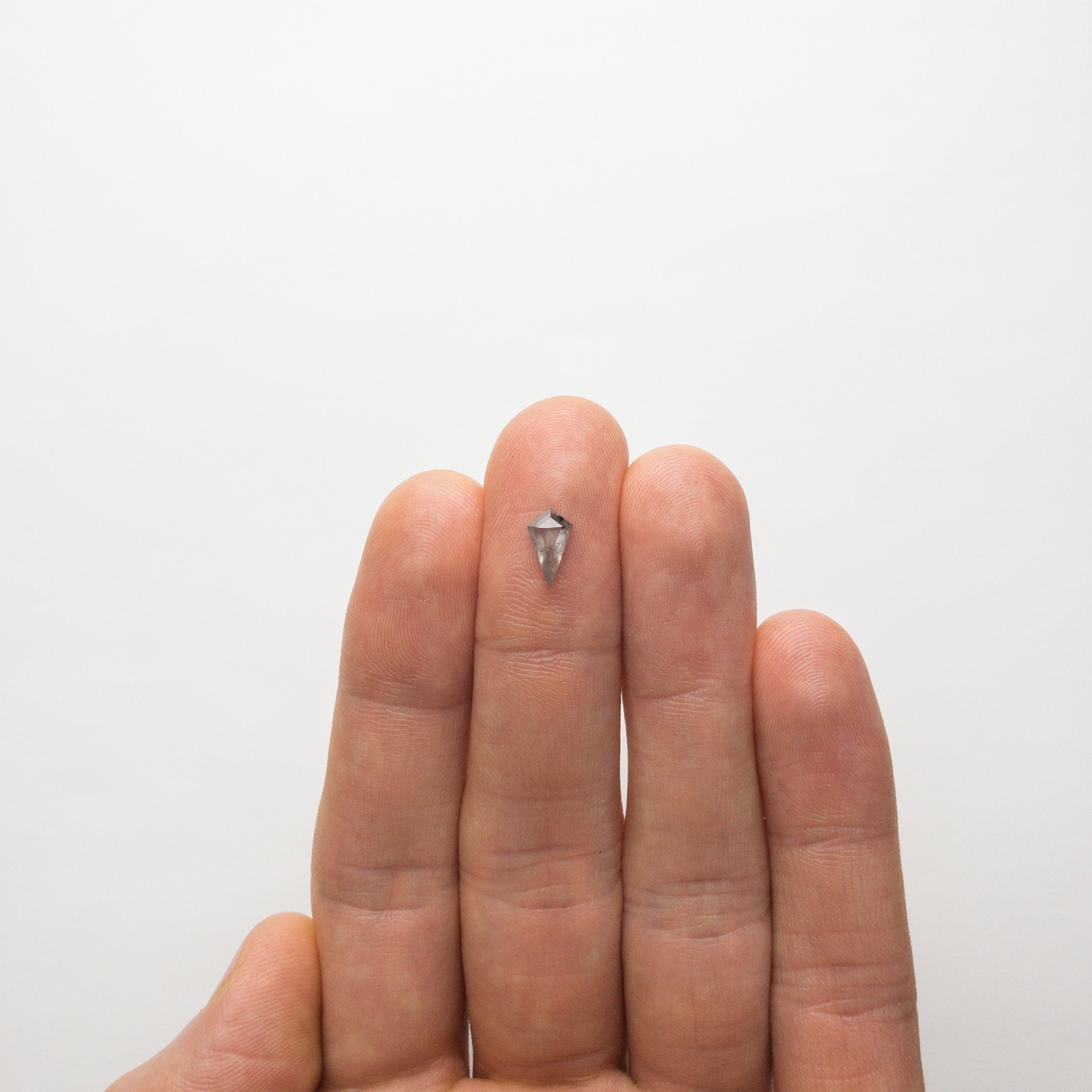 0.67ct 8.92x5.09x2.30mm Kite Rosecut 18414-07