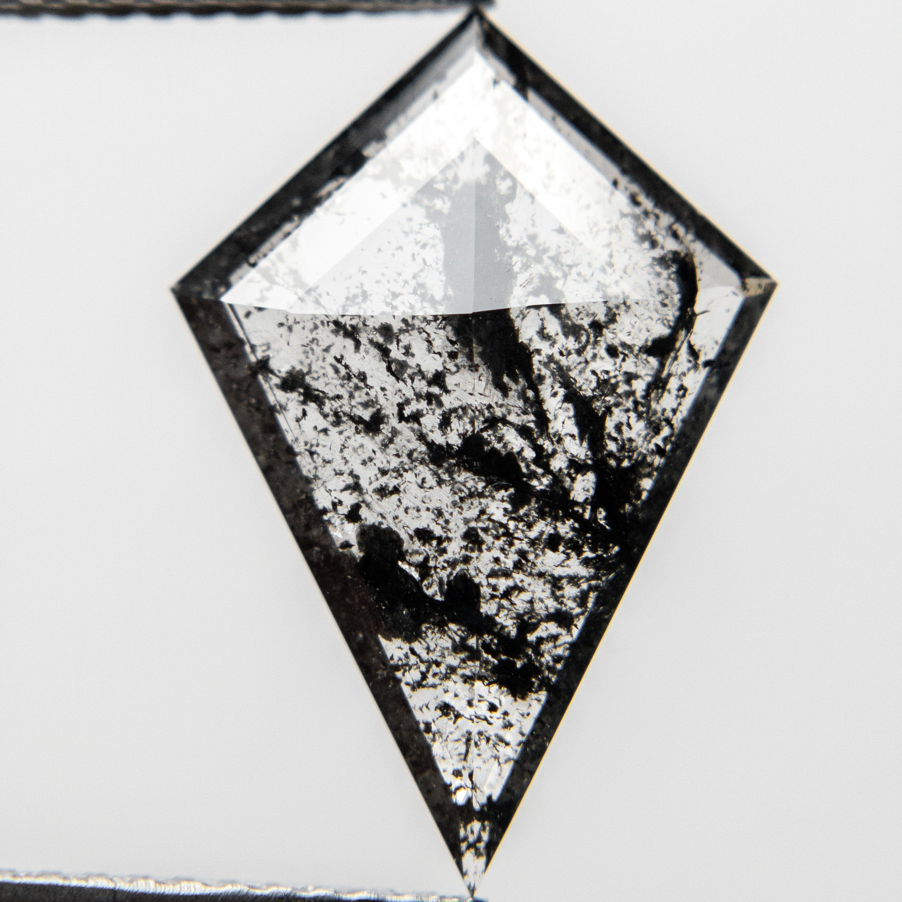 2.83ct 17.86x12.30x2.25mm Kite Rosecut 18418-01